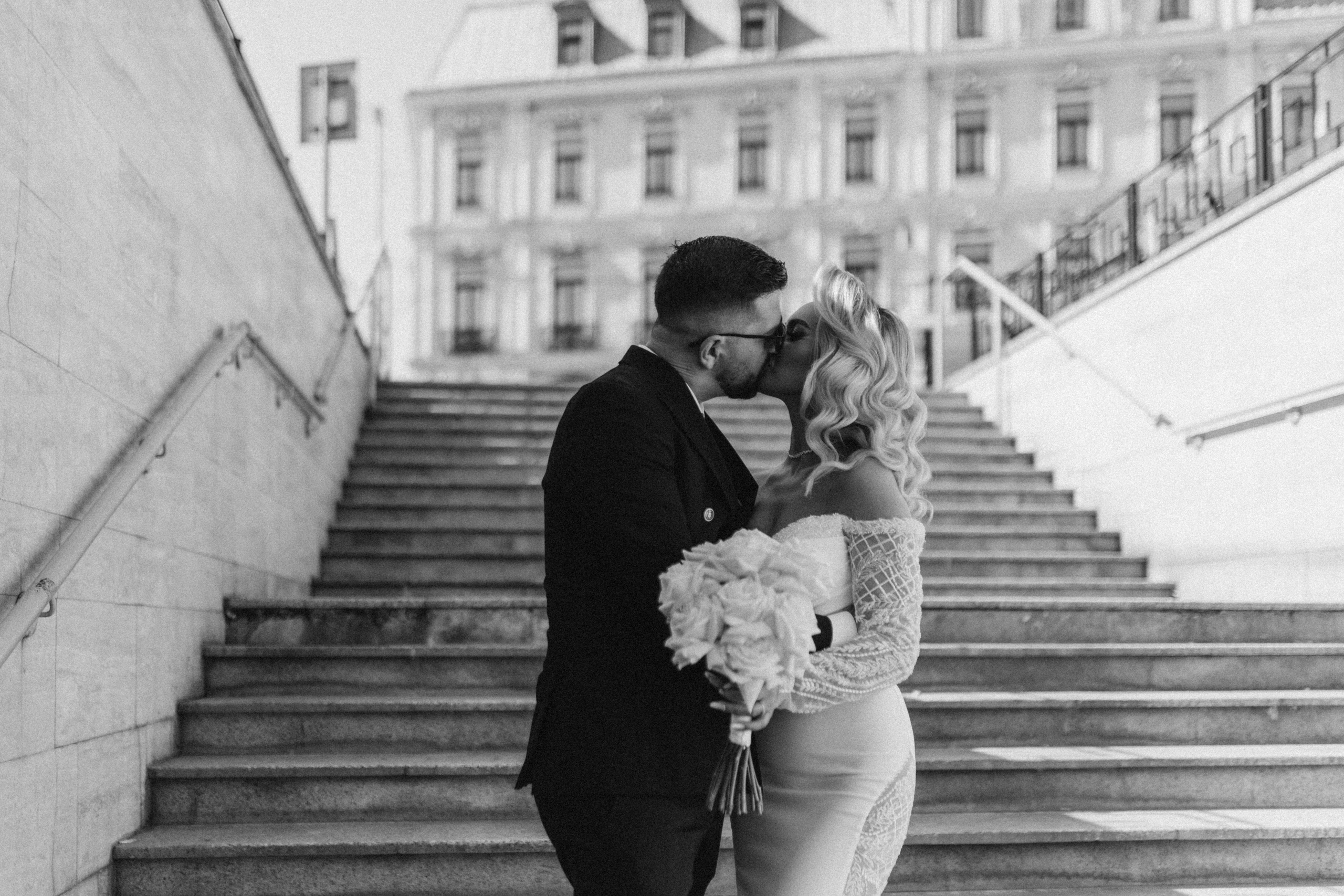 L&I. Fotograf București, România