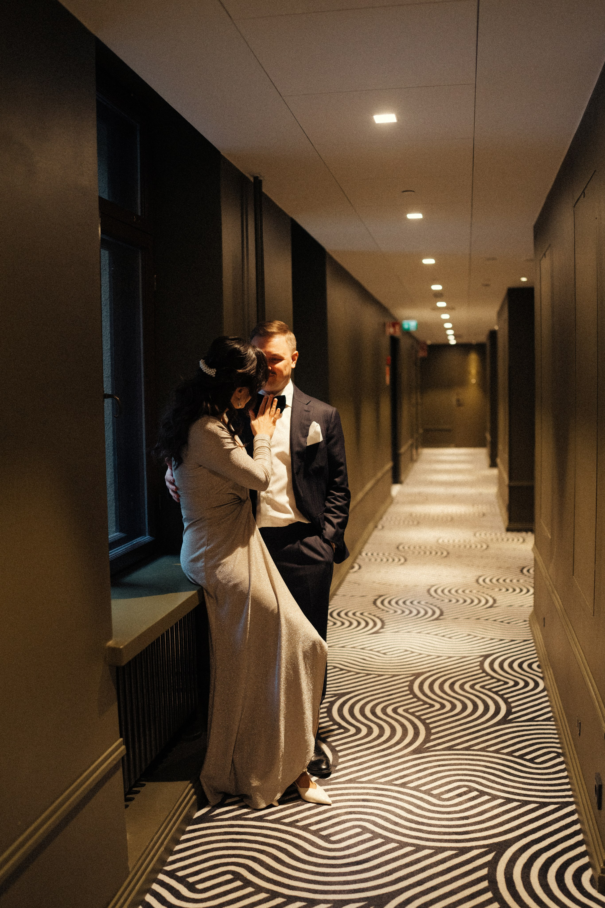 Wedding, city wedding, couple, lovestory, potrait. Wedding and portrait photographer in Helsinki Vickan O