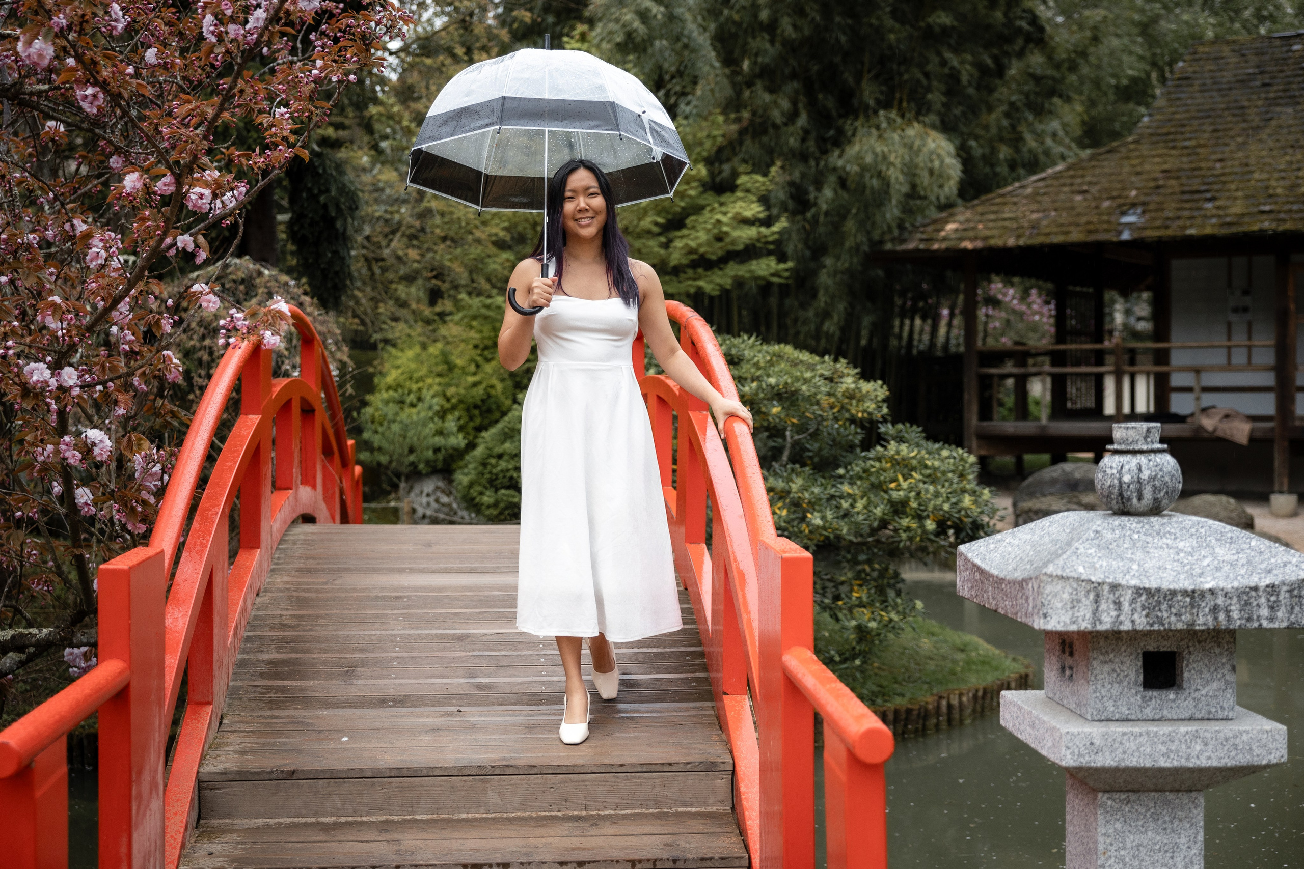 Photoshoot in the blooming Japanese Garden of Toulouse. Eugénie Smirnova — Photographe à Toulouse et dans le Sud-Ouest