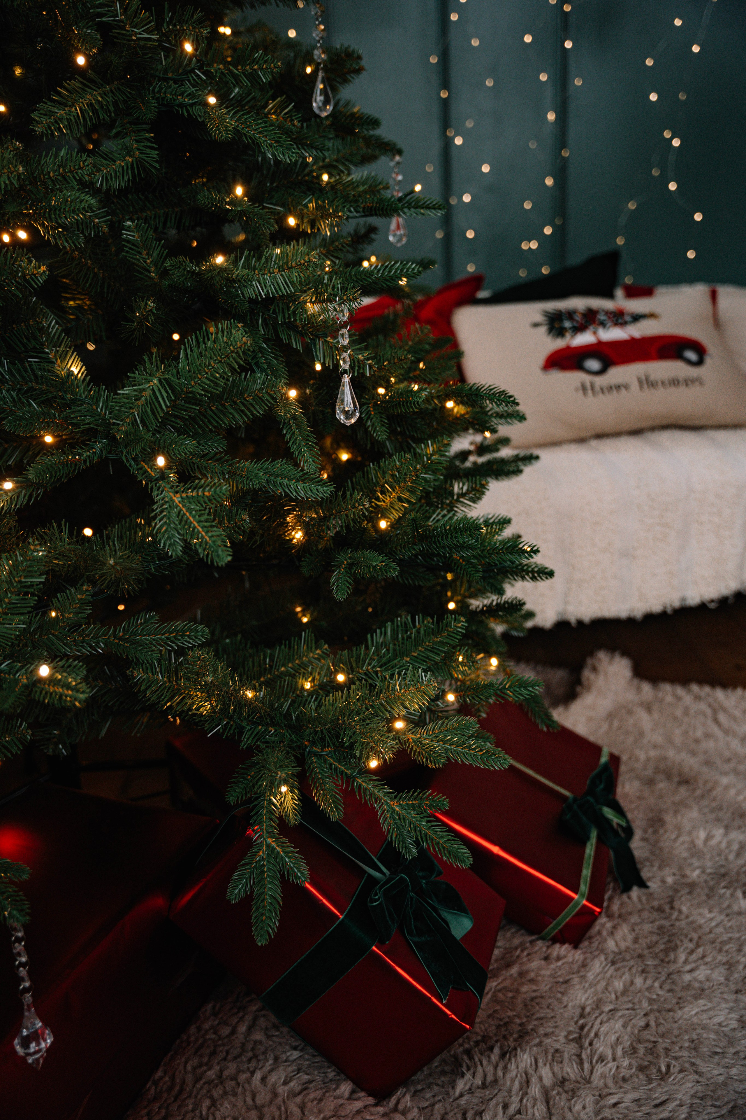 Magnolia in Chelsea with Myroslava. Tonya Kyrylenko photographer in London