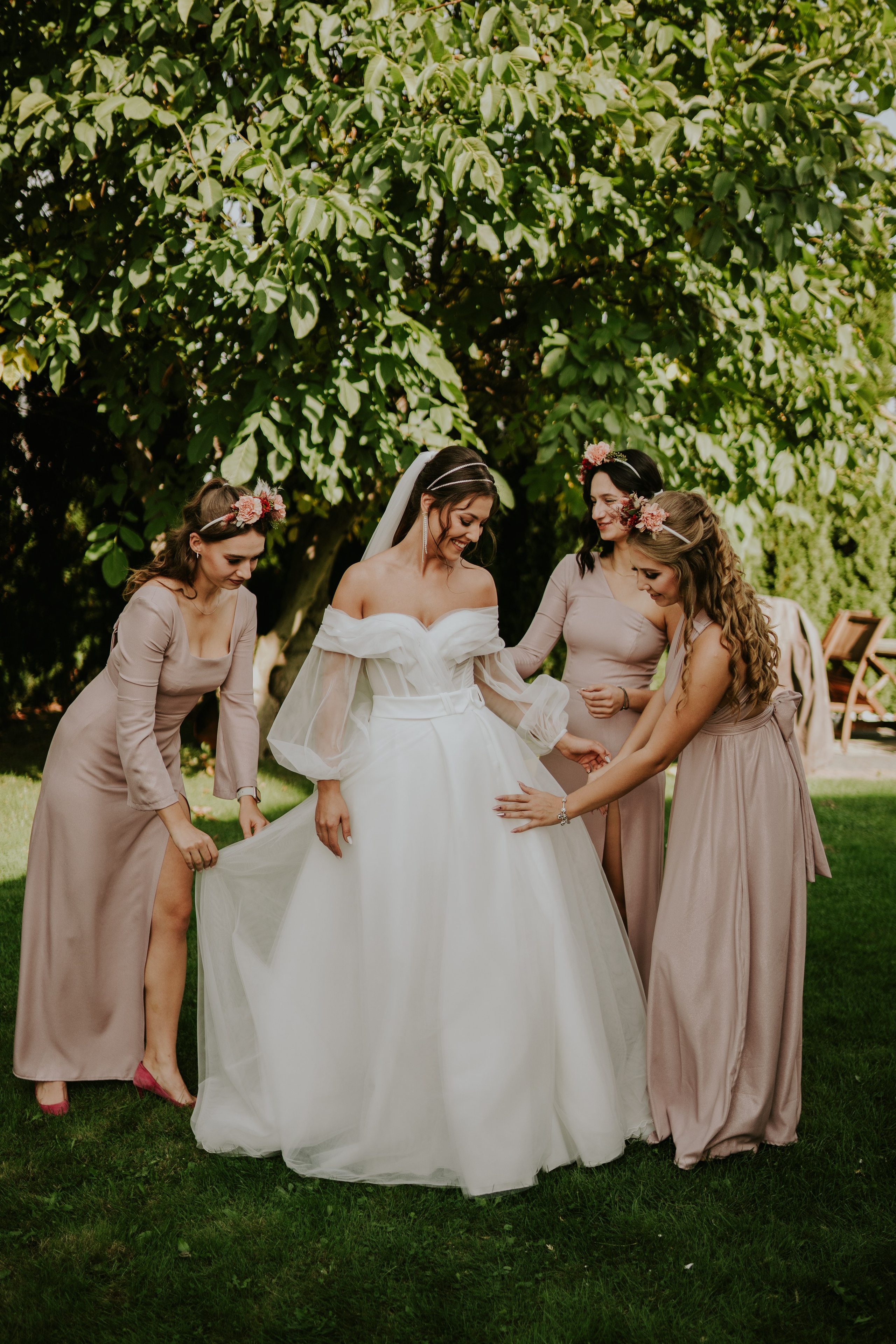 Sala Koralowa w Jaworzu: Opowieść o ślubie Nikoli i Kacpra. Karkowskafoto - fotografia miłości