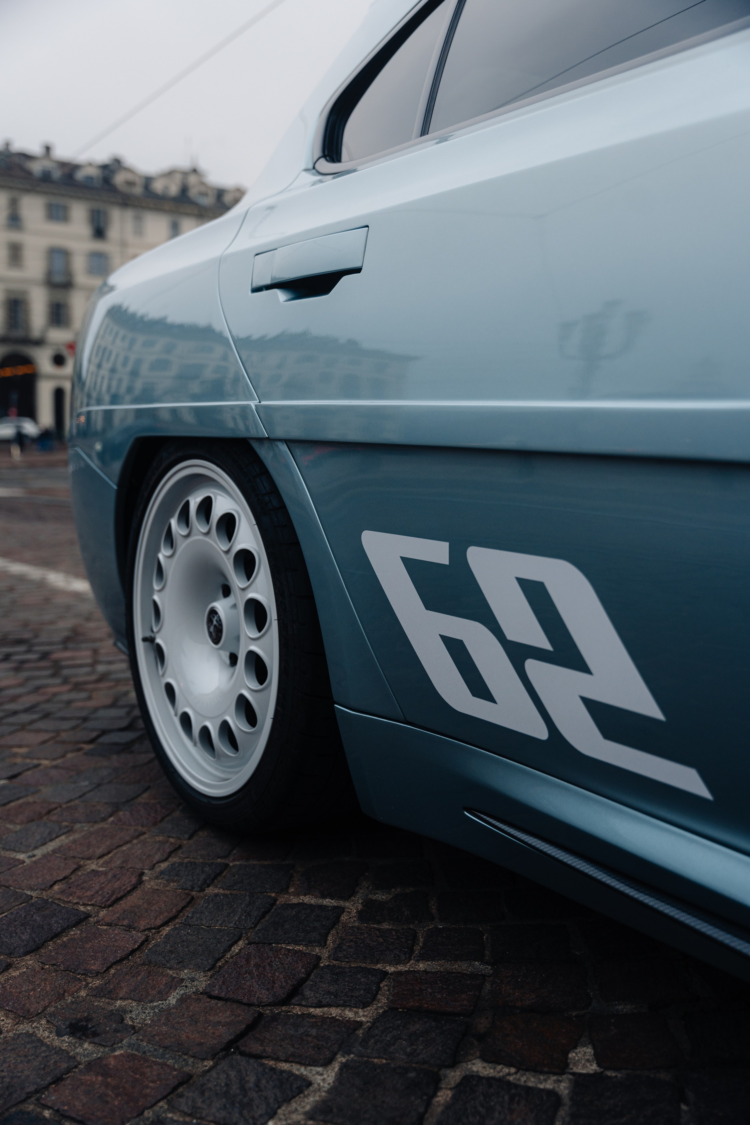 Afla Romeo Giulia ErreErre Fuoriserie. Photographe de voitures à Paris — Vitalii Motruk