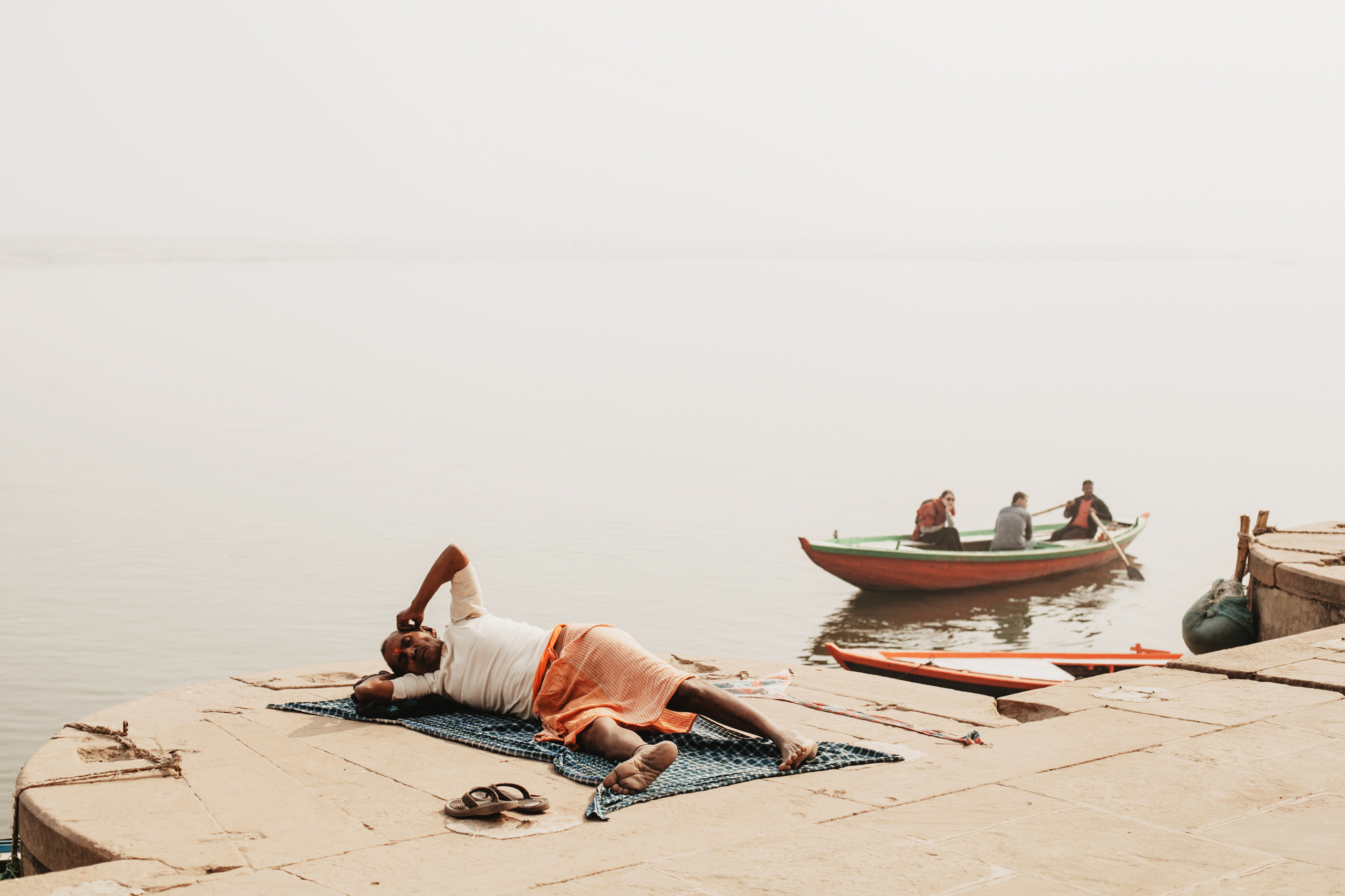 Стрит фотография из Варанаси. Photographer Anastasiya Dubrovina