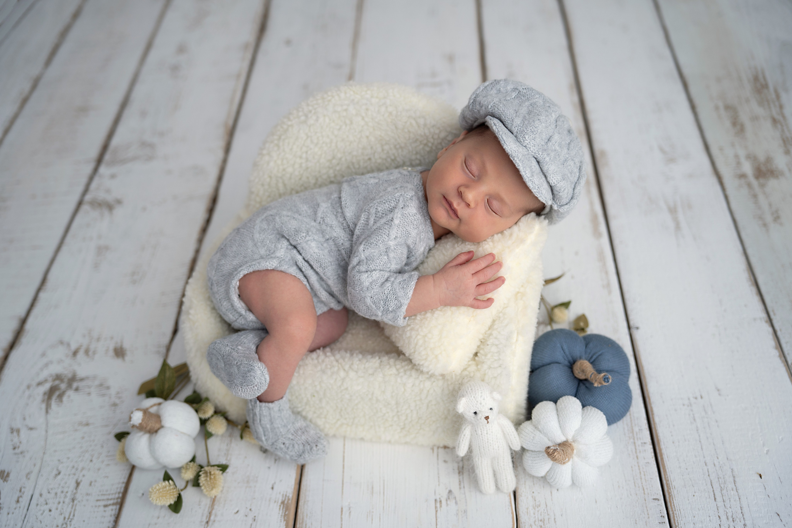 Newborn. Fotograf maternitate, nou-născuți și familie în Cluj-Napoca | Roxana Rusu