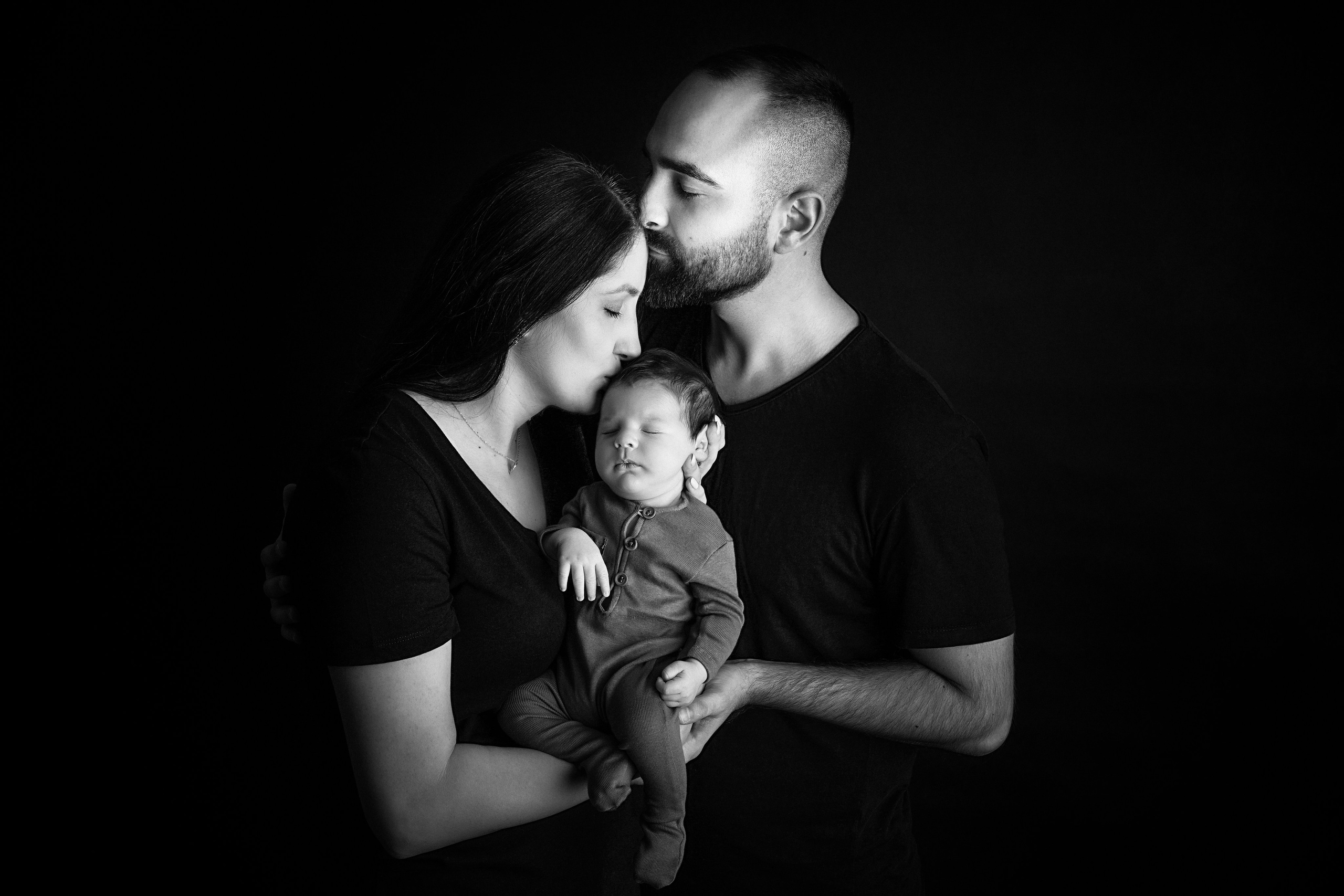 Newborn. Fotograf maternitate, nou-născuți și familie în Cluj-Napoca | Roxana Rusu