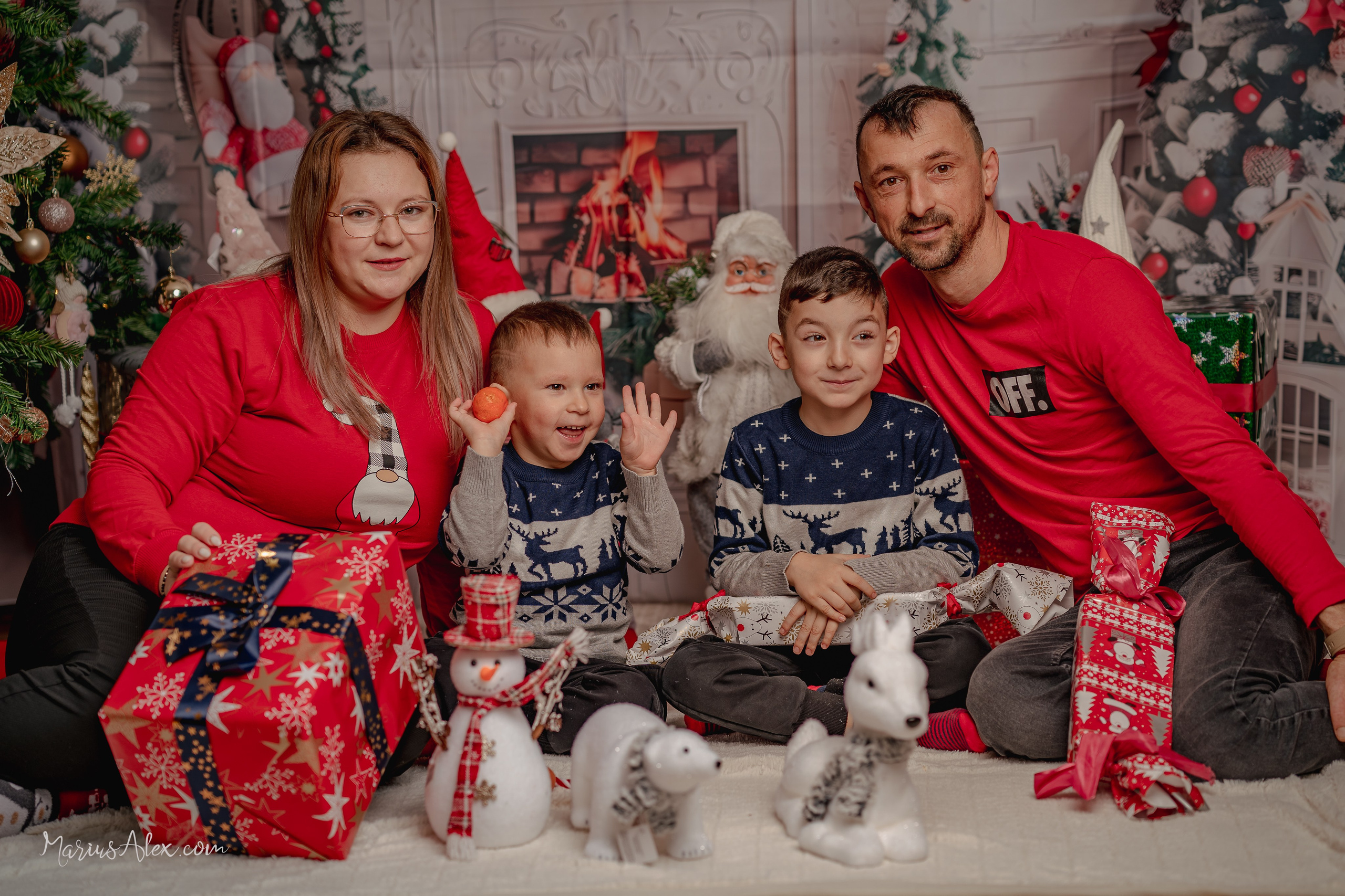 O familie fericită. Marius Alex fotograf de eveniment si portret din Suceava