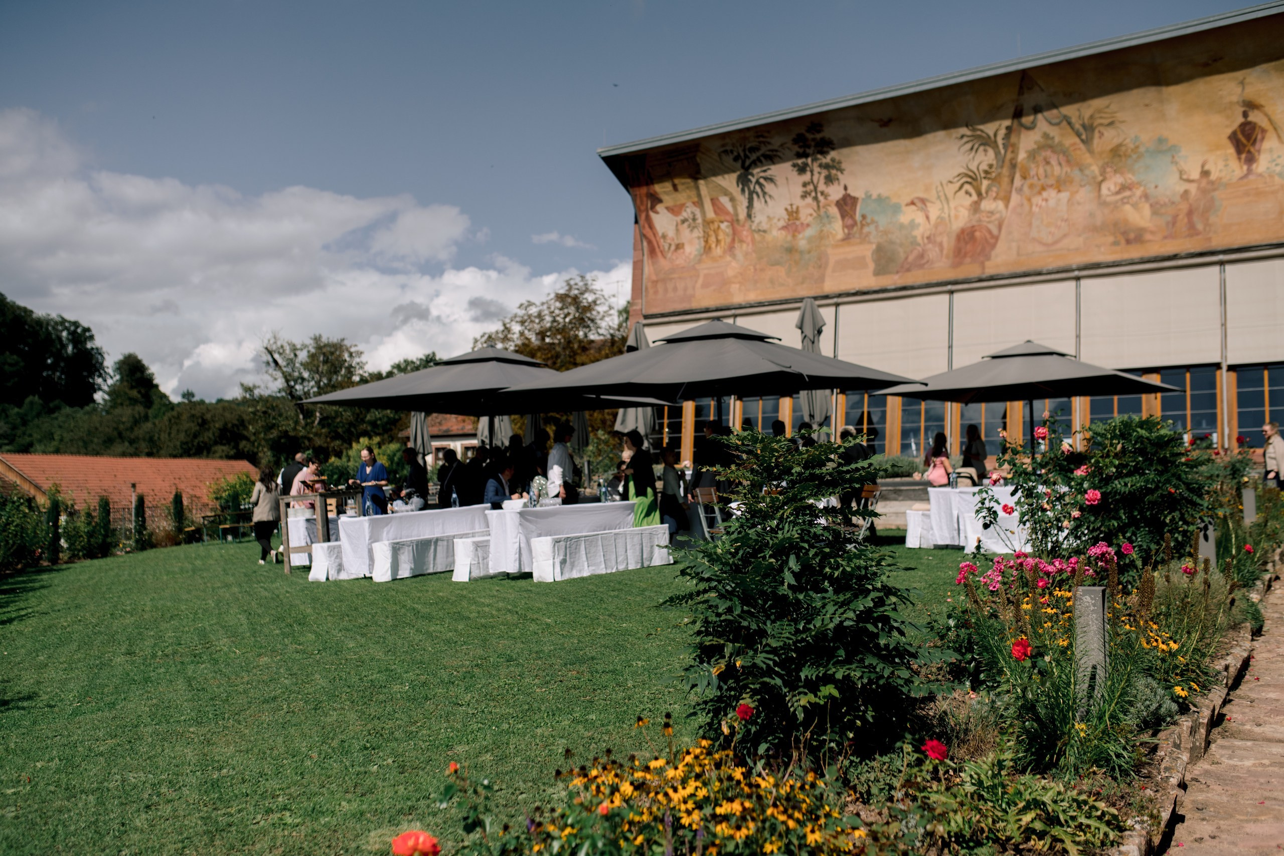 Hochzeit Kloster Bronnbach – Hochzeitsfotografin Würzburg. Anna Saribekyan – Beste Hochzeitsfotografin in Würzburg, Top 10 in Deutschland