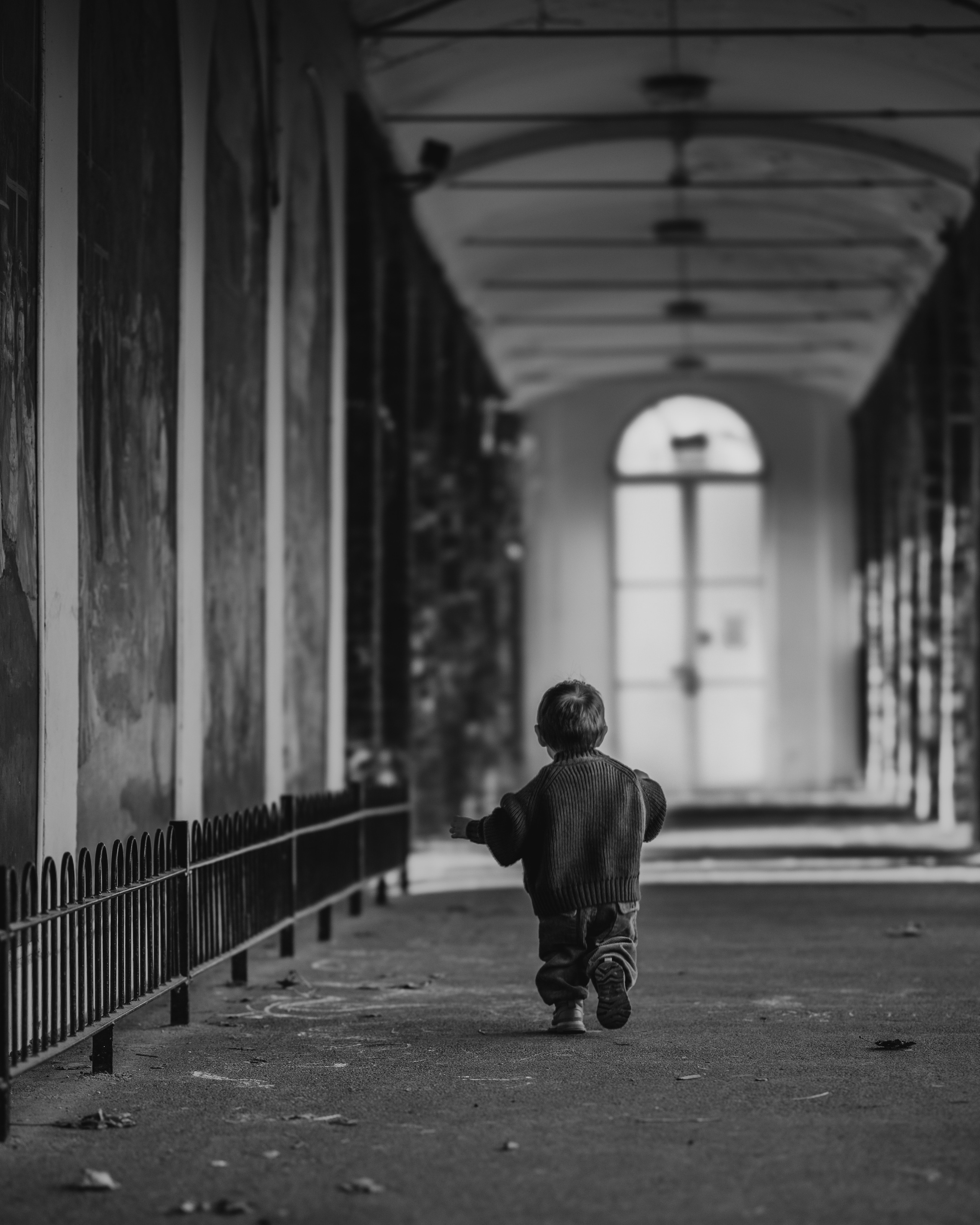 Leva’s Family in Holland Park. Anastasia Klink, Photographer in London