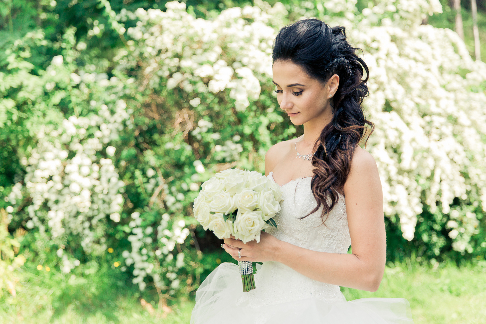 Kira&Mika, hääkuvaus Temppeliaukion kirkko, Vanha Viilatehdas