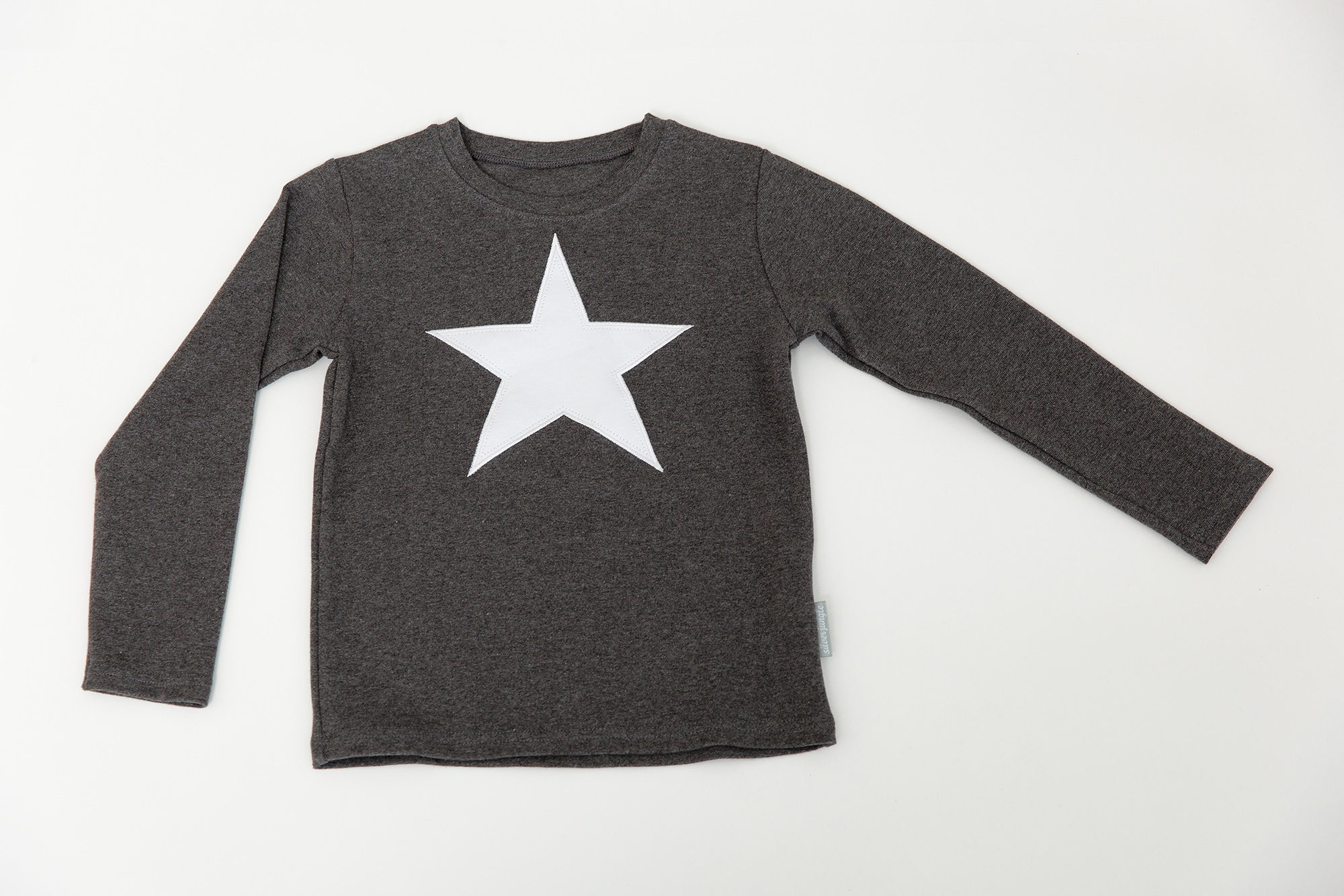 Mainos- ja tuotekuvaukset lasten vaateyritykselle. Silverjunglen vaate