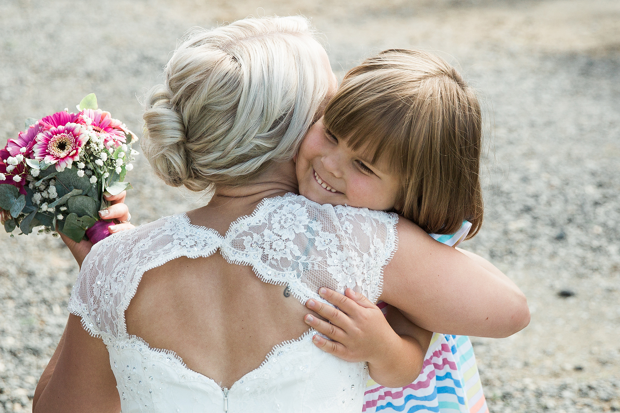 Hanna&Petteri, Orivesi, Einon Pirtti, dokumentaarinen hääkuvaus Pirkanmaalla