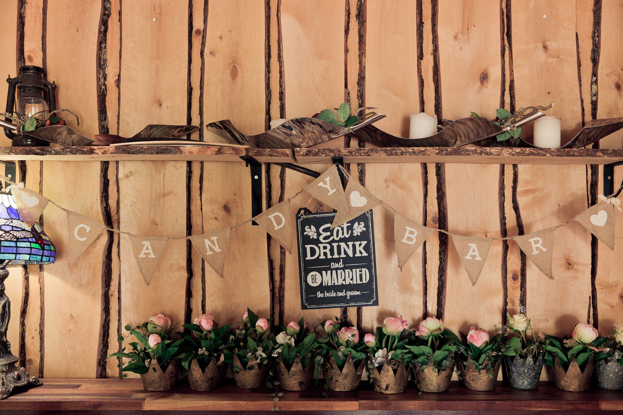 Kira&Mika, hääkuvaus Temppeliaukion kirkko, Vanha Viilatehdas