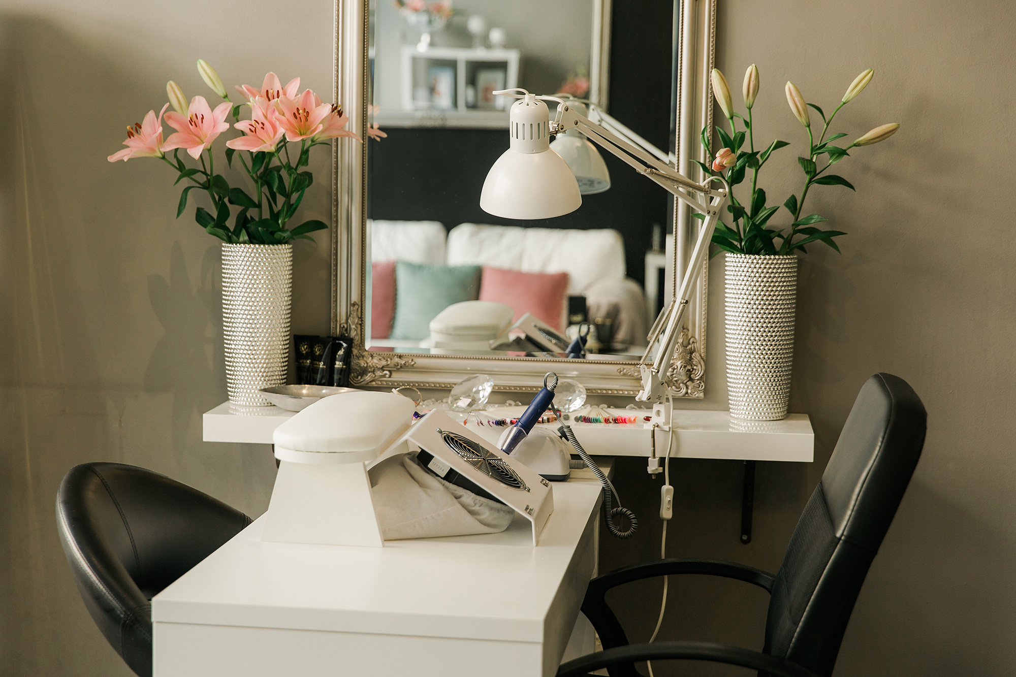 Liiketilojen valokuvaus – Houkuttele Asiakkaita Tyylikkäillä Kuvilla