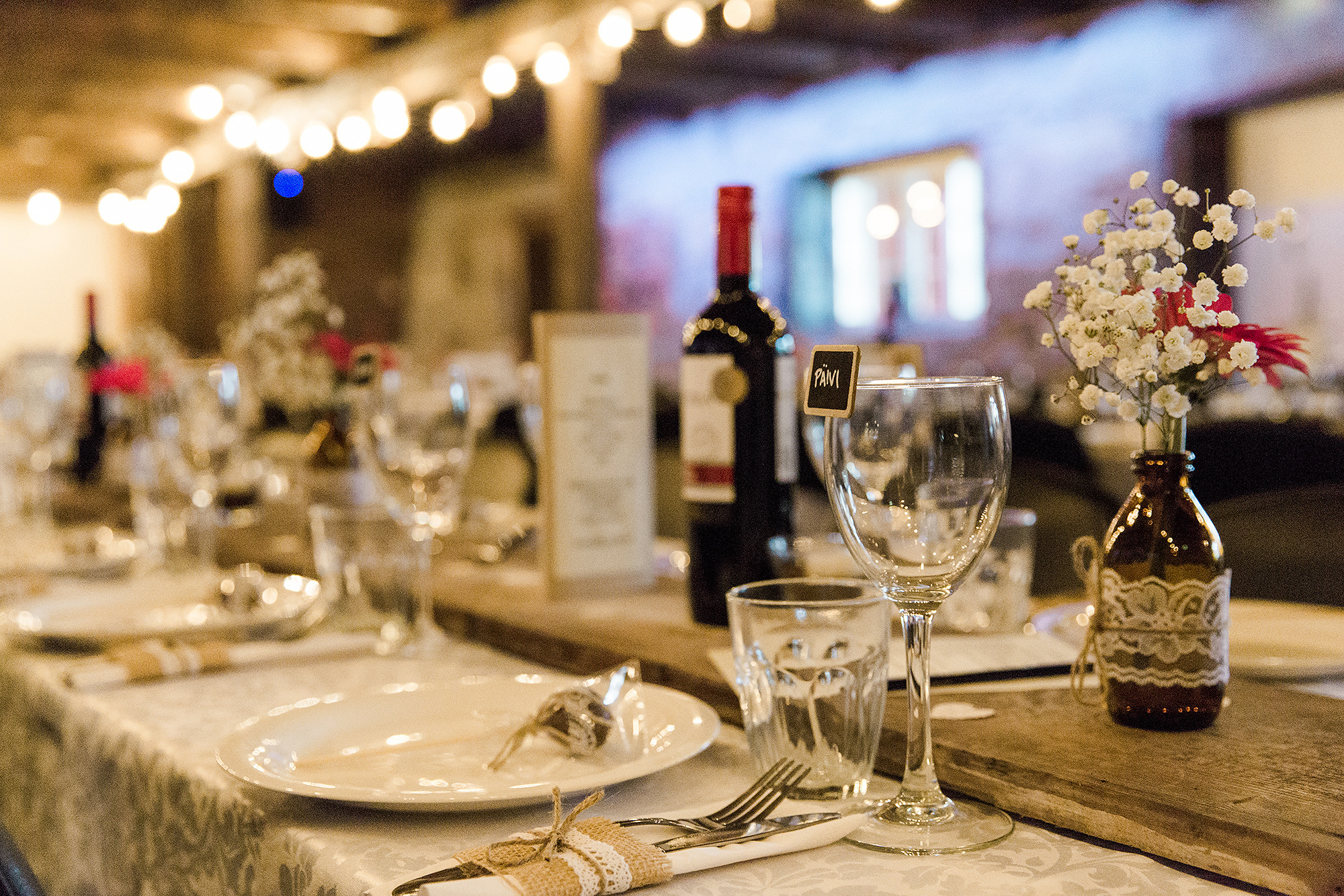 Hanna&Petteri, Orivesi, Einon Pirtti, dokumentaarinen hääkuvaus Pirkanmaalla