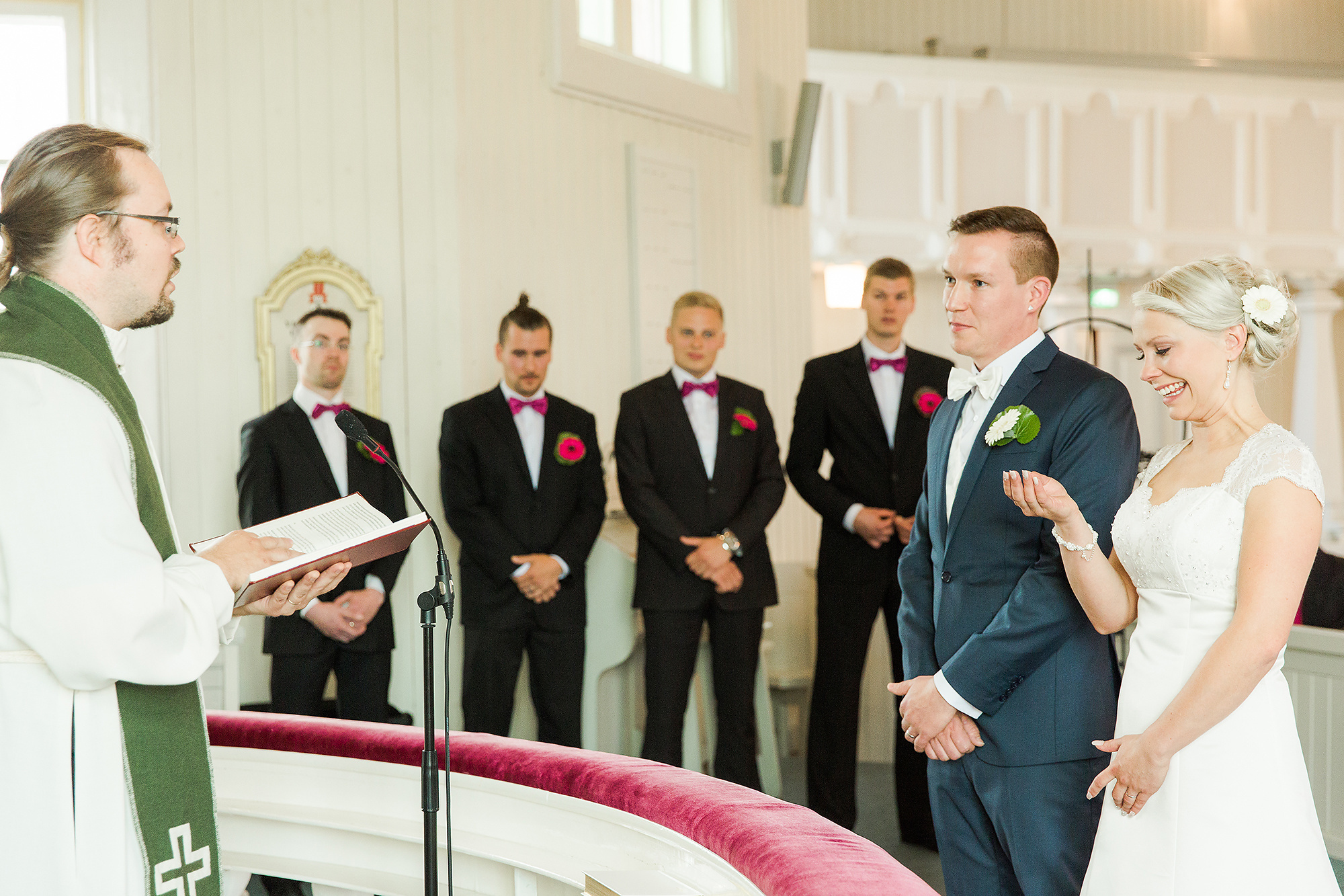 Hanna&Petteri, Orivesi, Einon Pirtti, dokumentaarinen hääkuvaus Pirkanmaalla