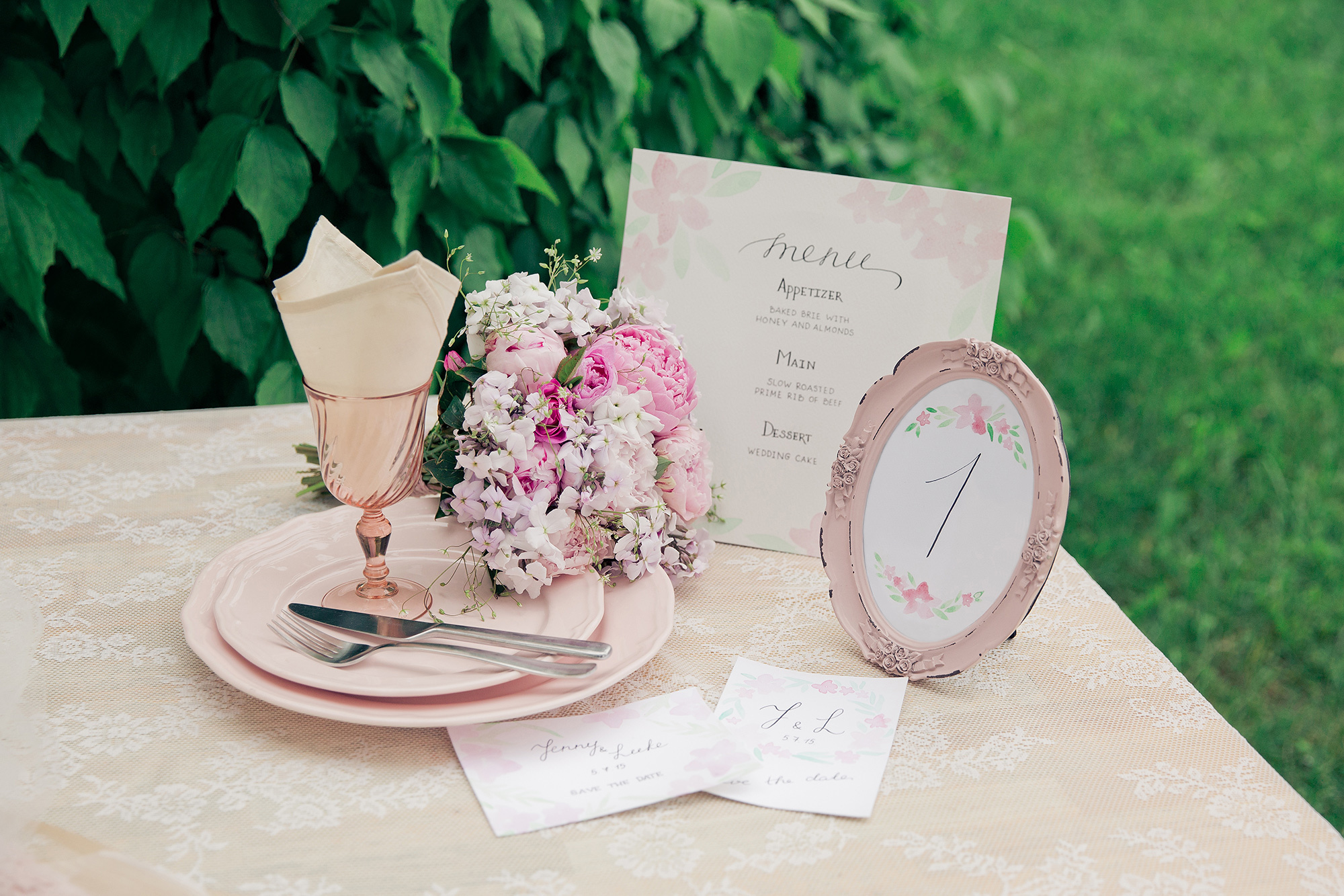 Crocus paperi - tuotekuvat