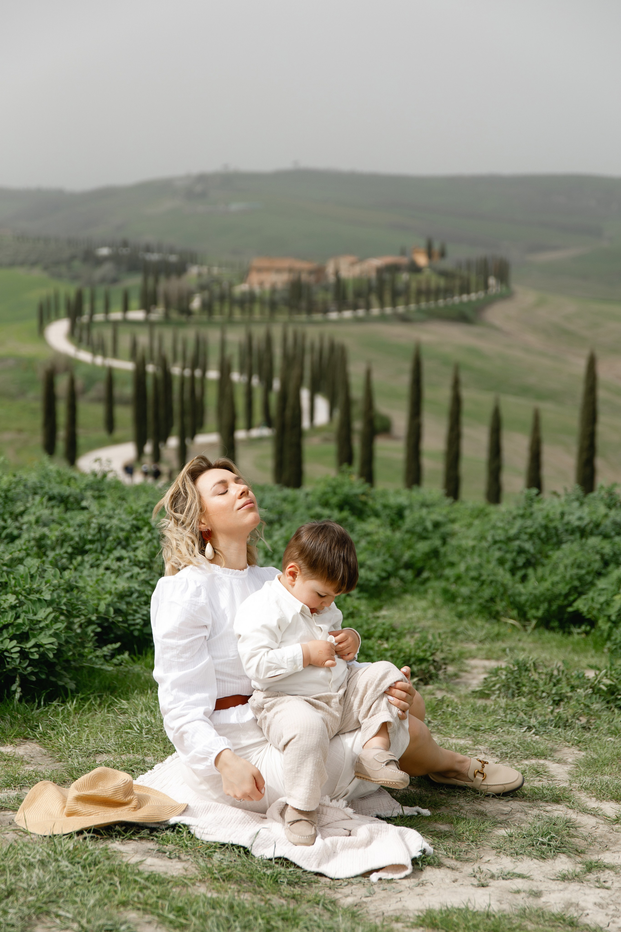 Wedding photographer Italy Rome, Tuscany, Lake Como, Sicily, Puglia. Wedding Photographer Rome Tuscany Como Sicily Puglia Amalfy Italy- Oksana Savenchuk