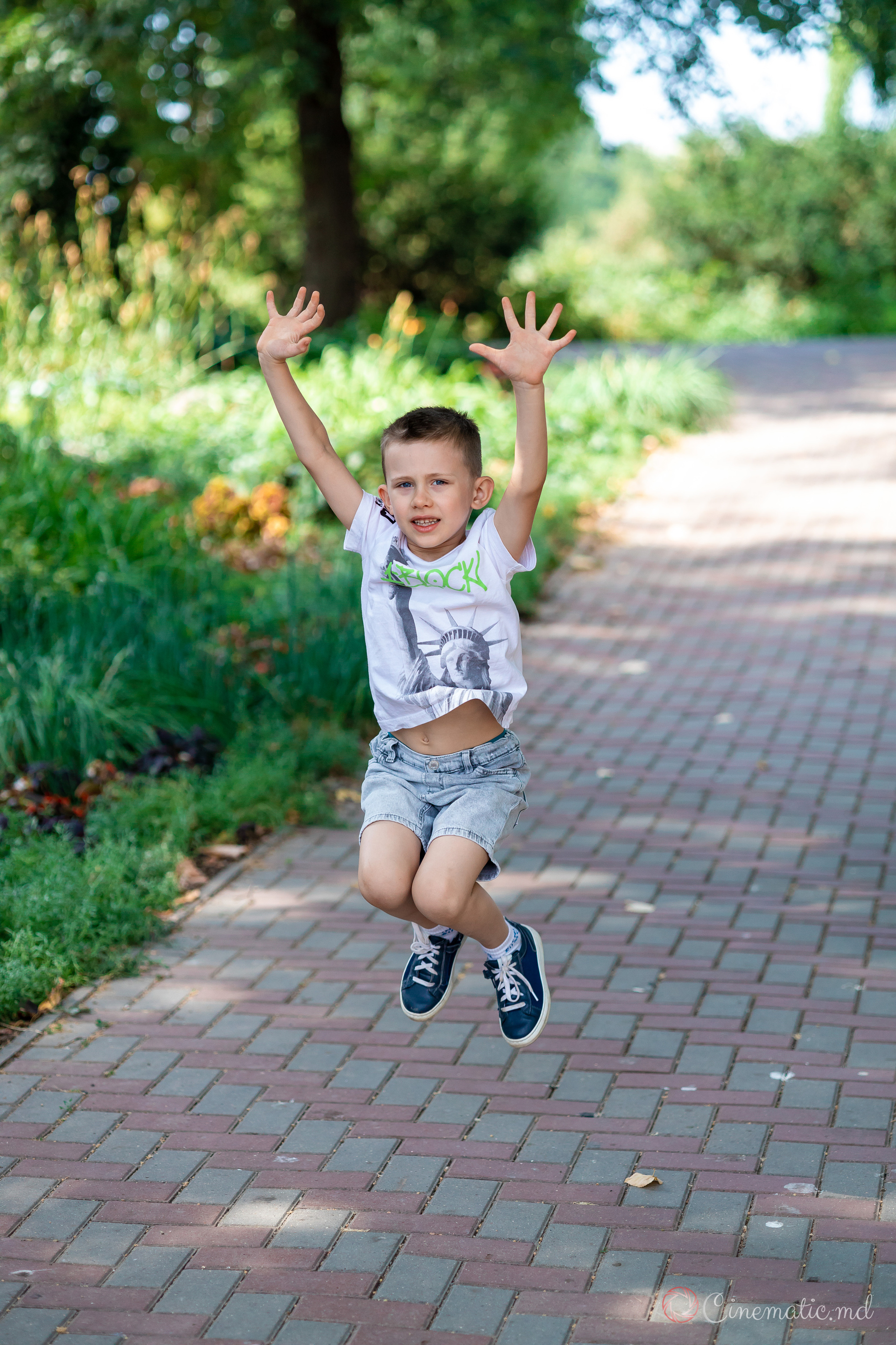 Sedinta foto in aer liber. ✔️ Servicii foto si video in Chisinau Moldova - Cinematic.md