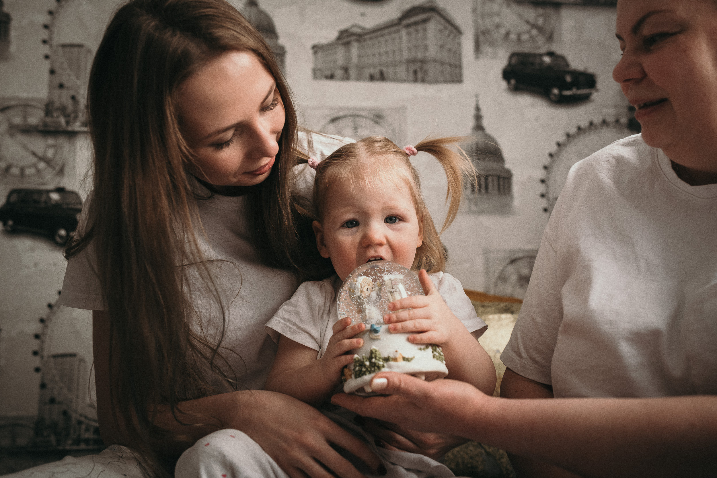 Mother and daughter photoshoot. Wedding & Family photographer in County Donegal and Dublin, Ireland