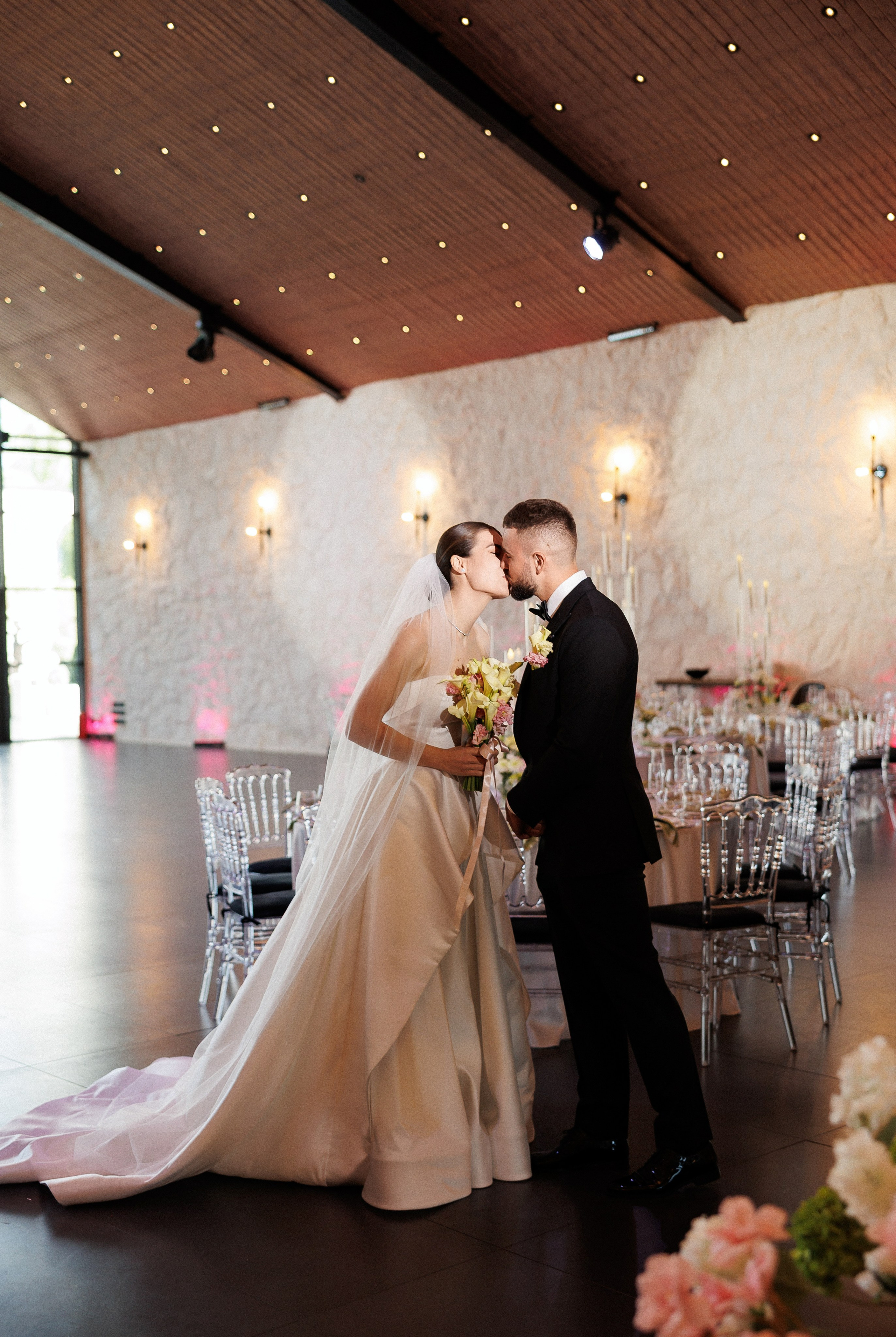 Gabriel & Evelina — Lago — Wedding Day. Servicii Foto și Video 067188353