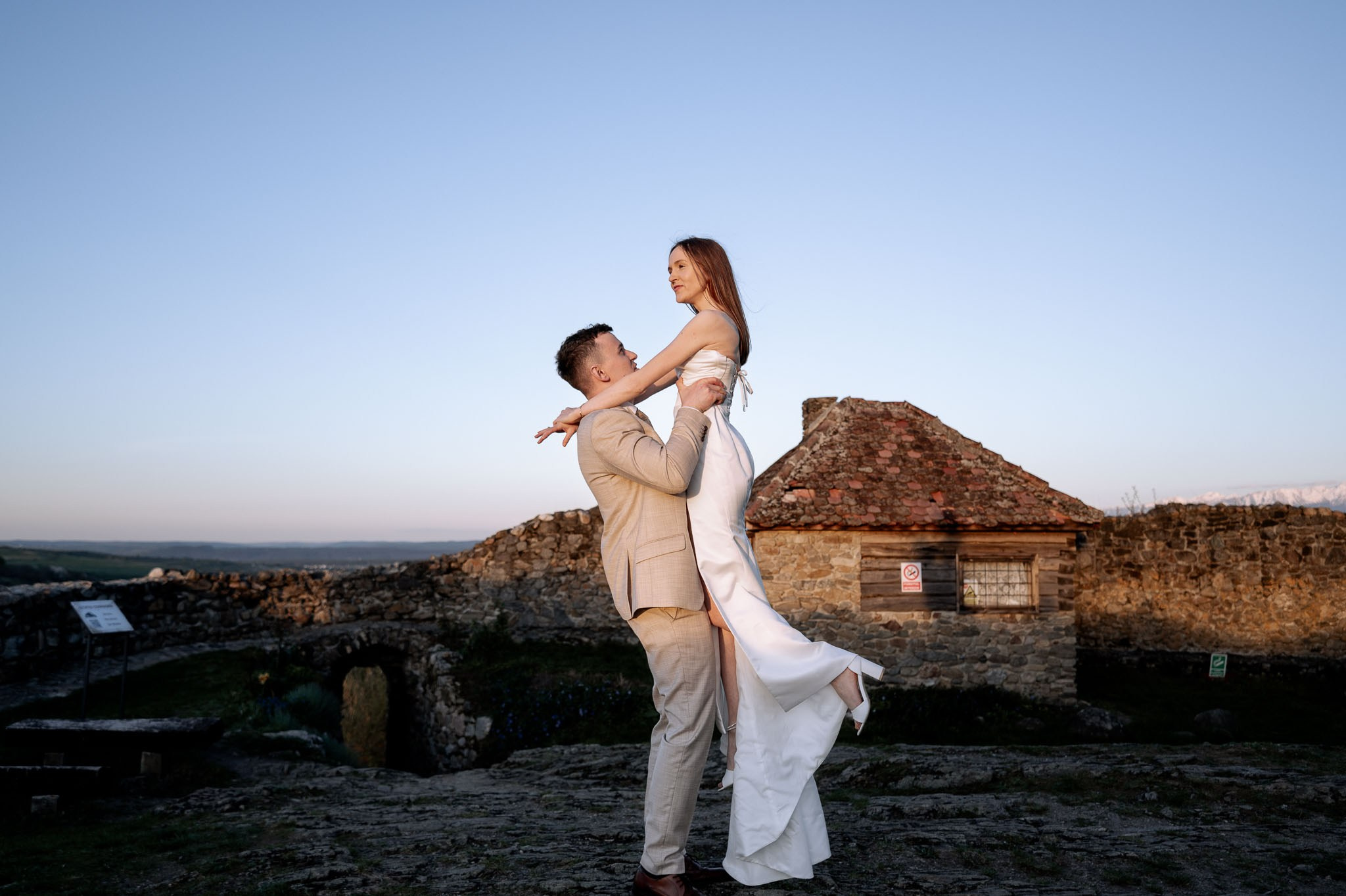 Fotograf sedinta Trash the Dress Larisa&David