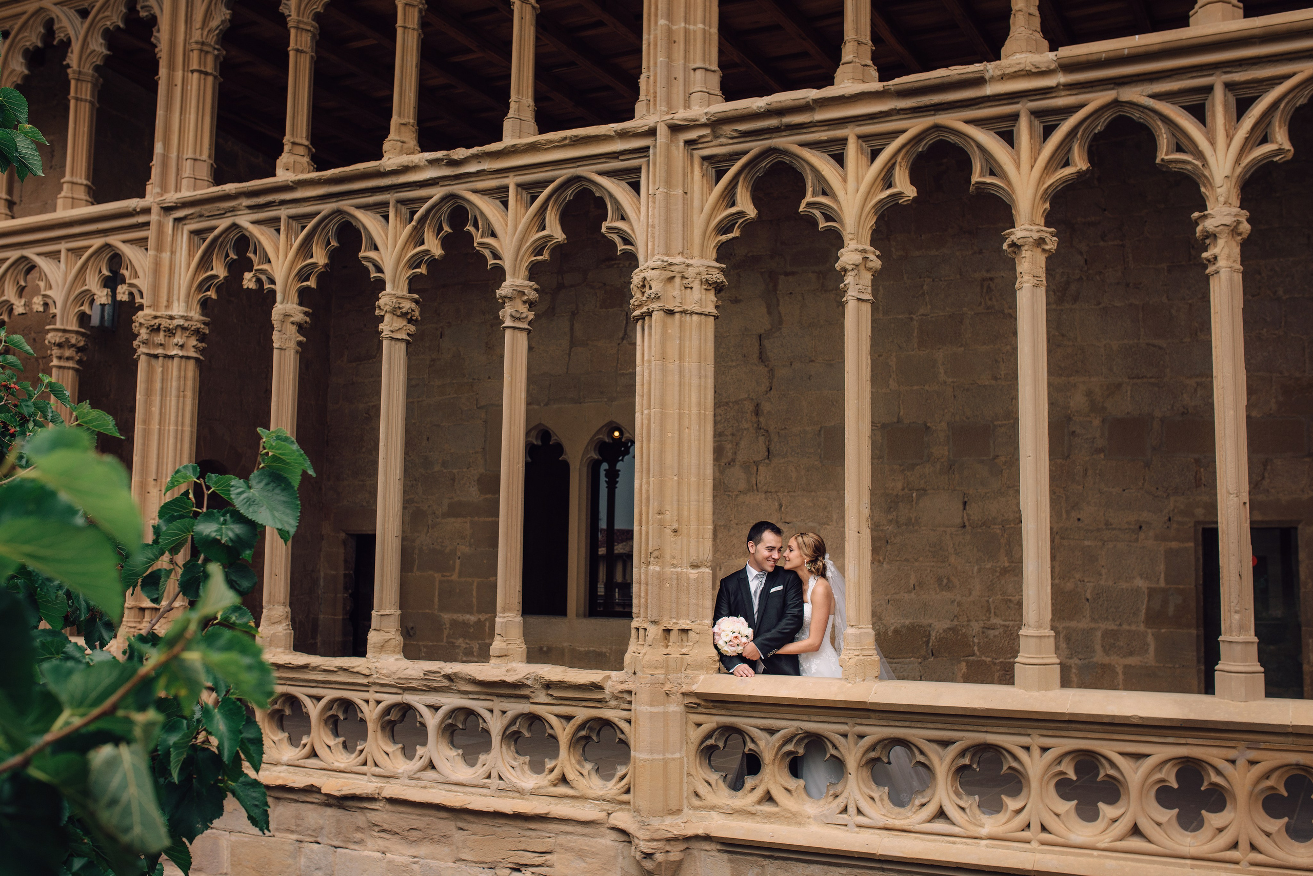 Una boda de cuento de hadas en Olite. Fotógrafo profesional Bilbao