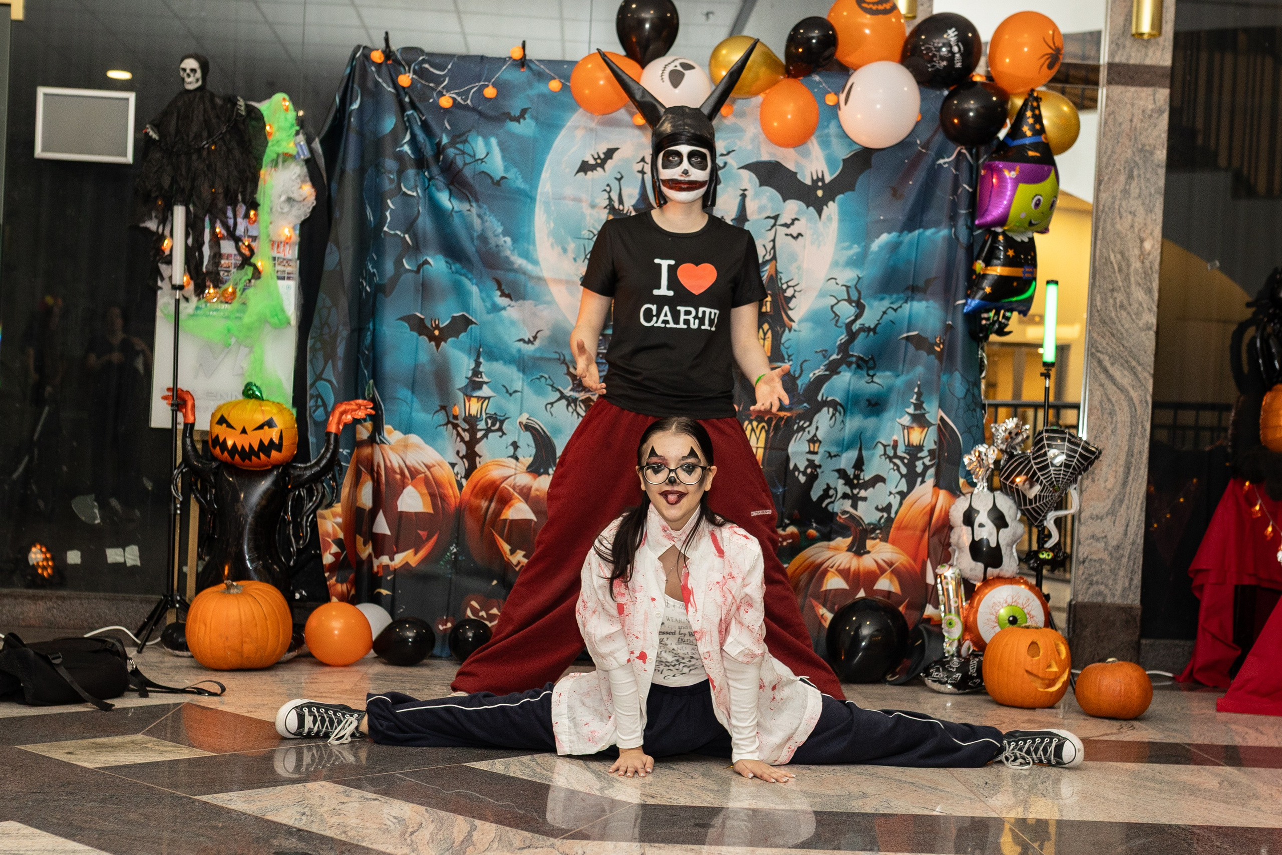 Leo dance studio Helloween 2025. Семейный и детский фотограф в Варшаве Мила Бобровская