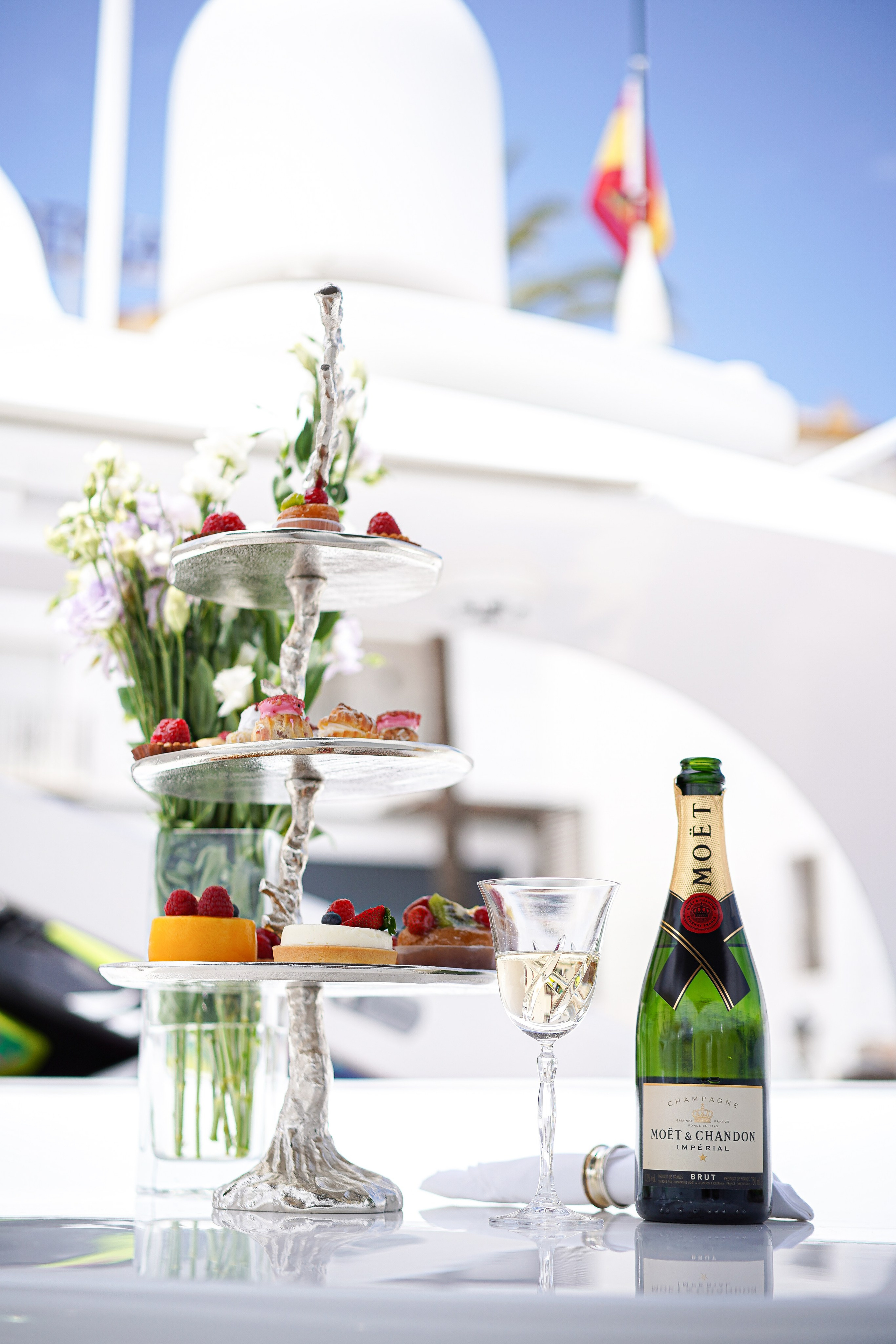 Restaurant Marbella costa del sol restaurante. Photo and video service in Malaga-Marbella-Estepona