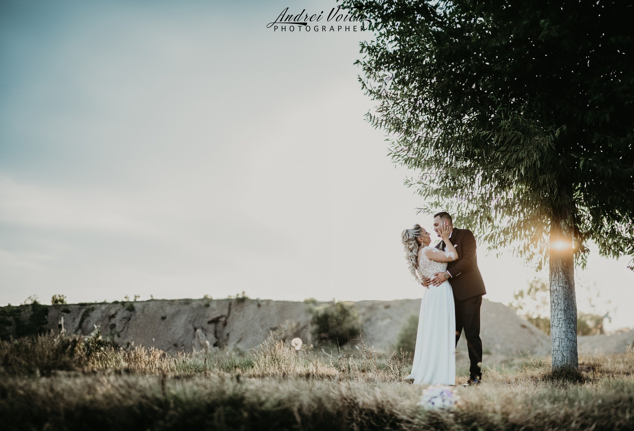 Fotografia de nuntă. Andrei Voicu Fotograf. Povești nescrise, surprinse atent