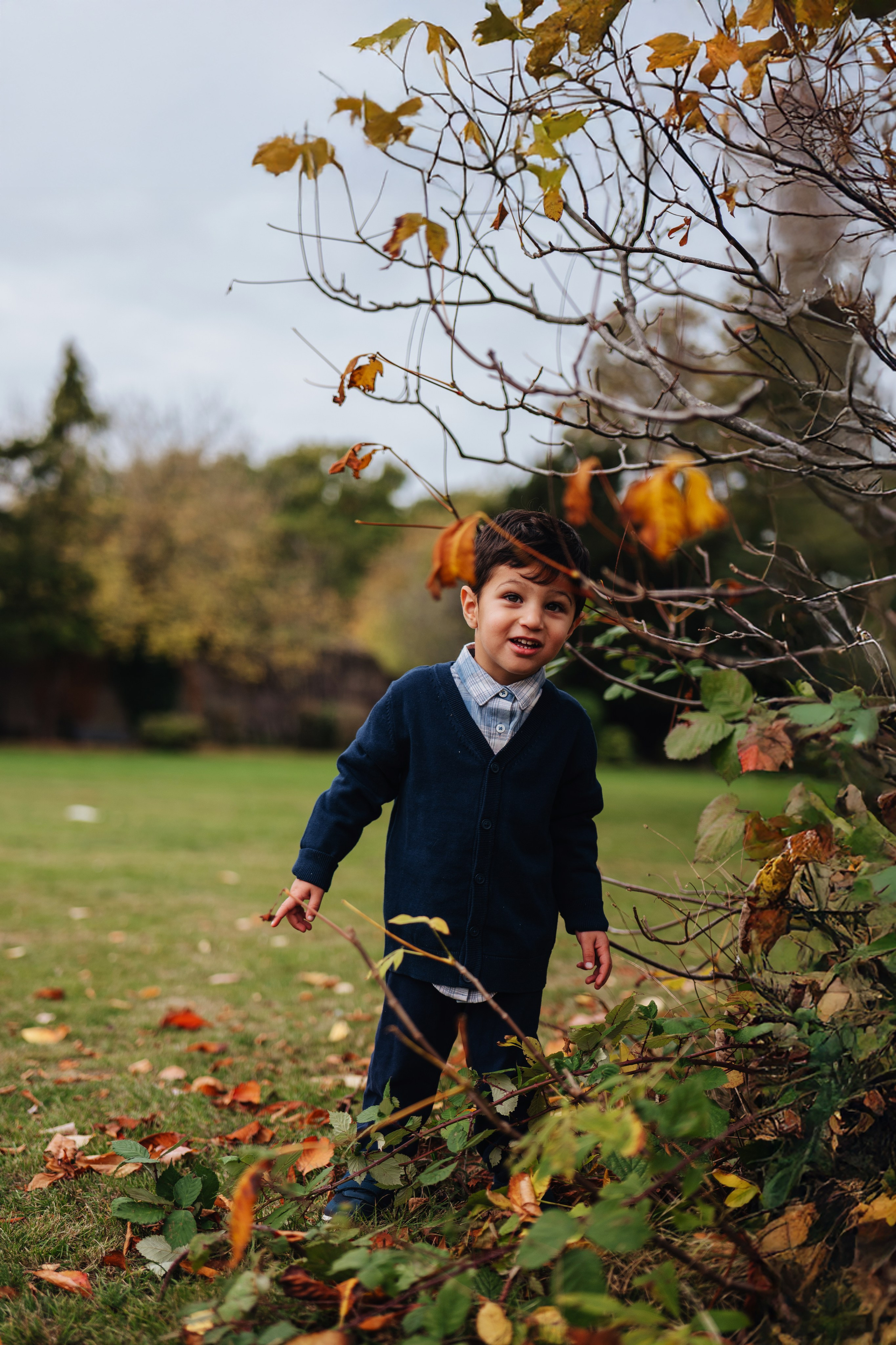 Family autumn. Wedding and family photographer in London