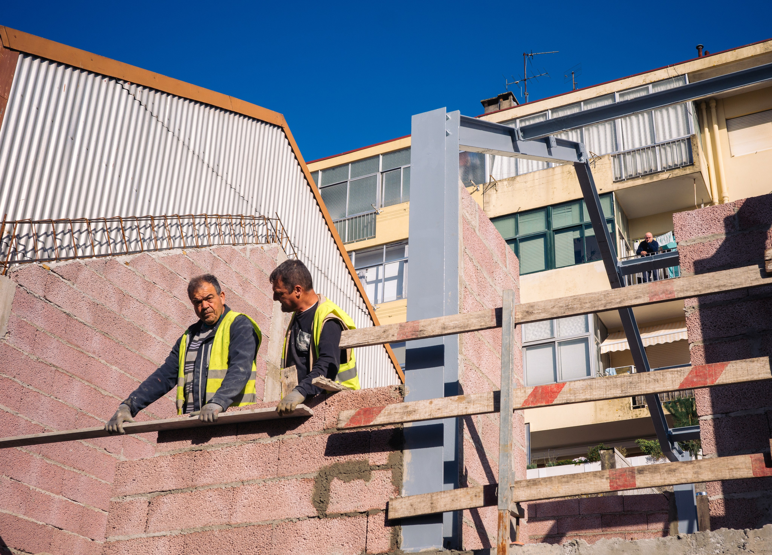 Street. Maria Sher. Professional photographer from Porto, Portugal