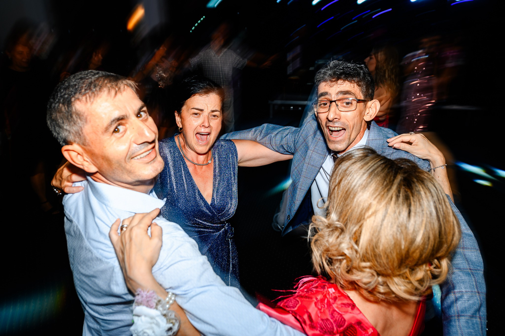 Carmen & Ciprian. Mugurel Olteanu Fotograf