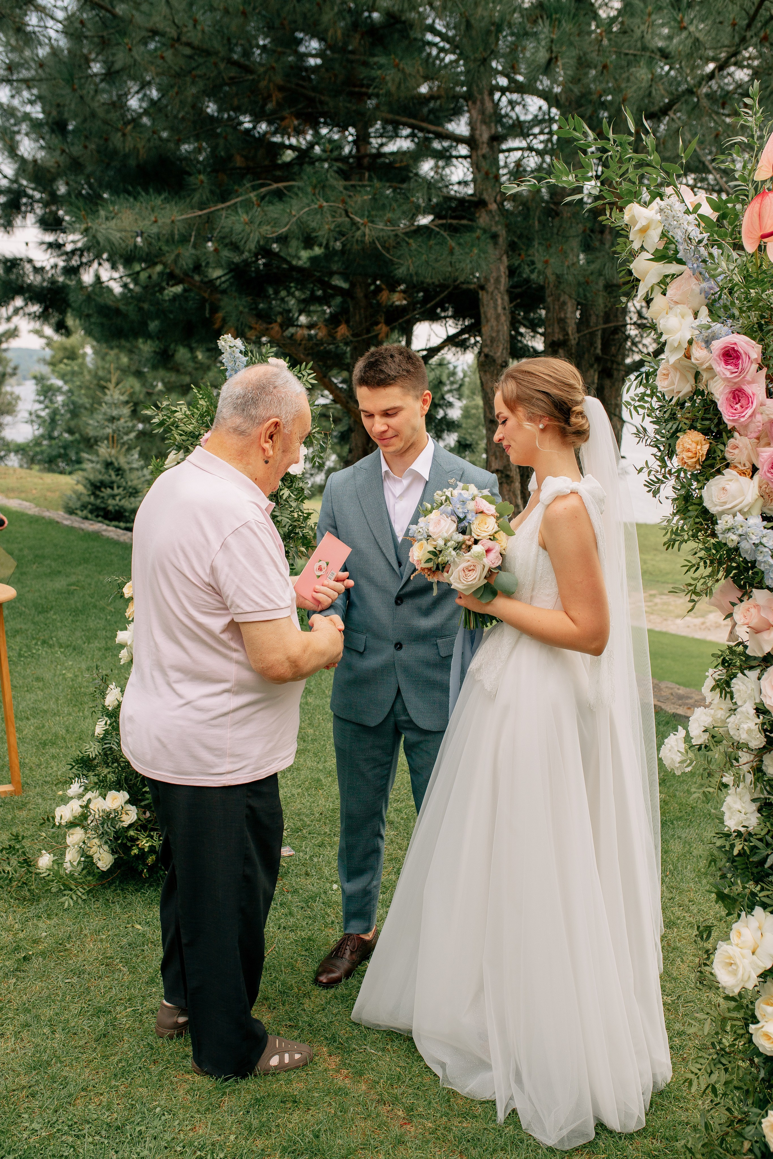 Reportage Wedding. Wedding photographer and videographer Europe