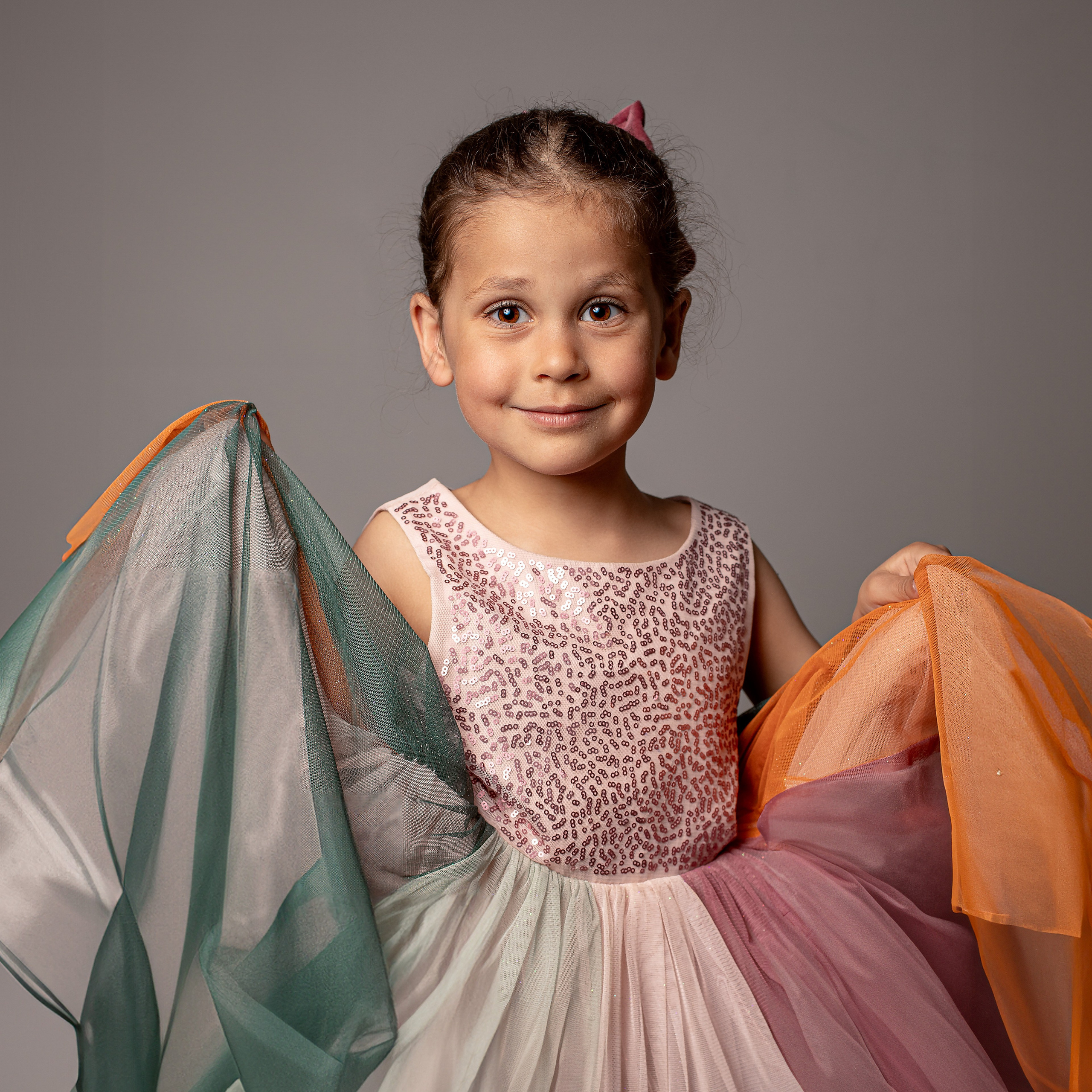 Muotokuvaus. Ekaterina Mansur, muotokuvafotografi Suomessa (Helsingissä ja Uudellam