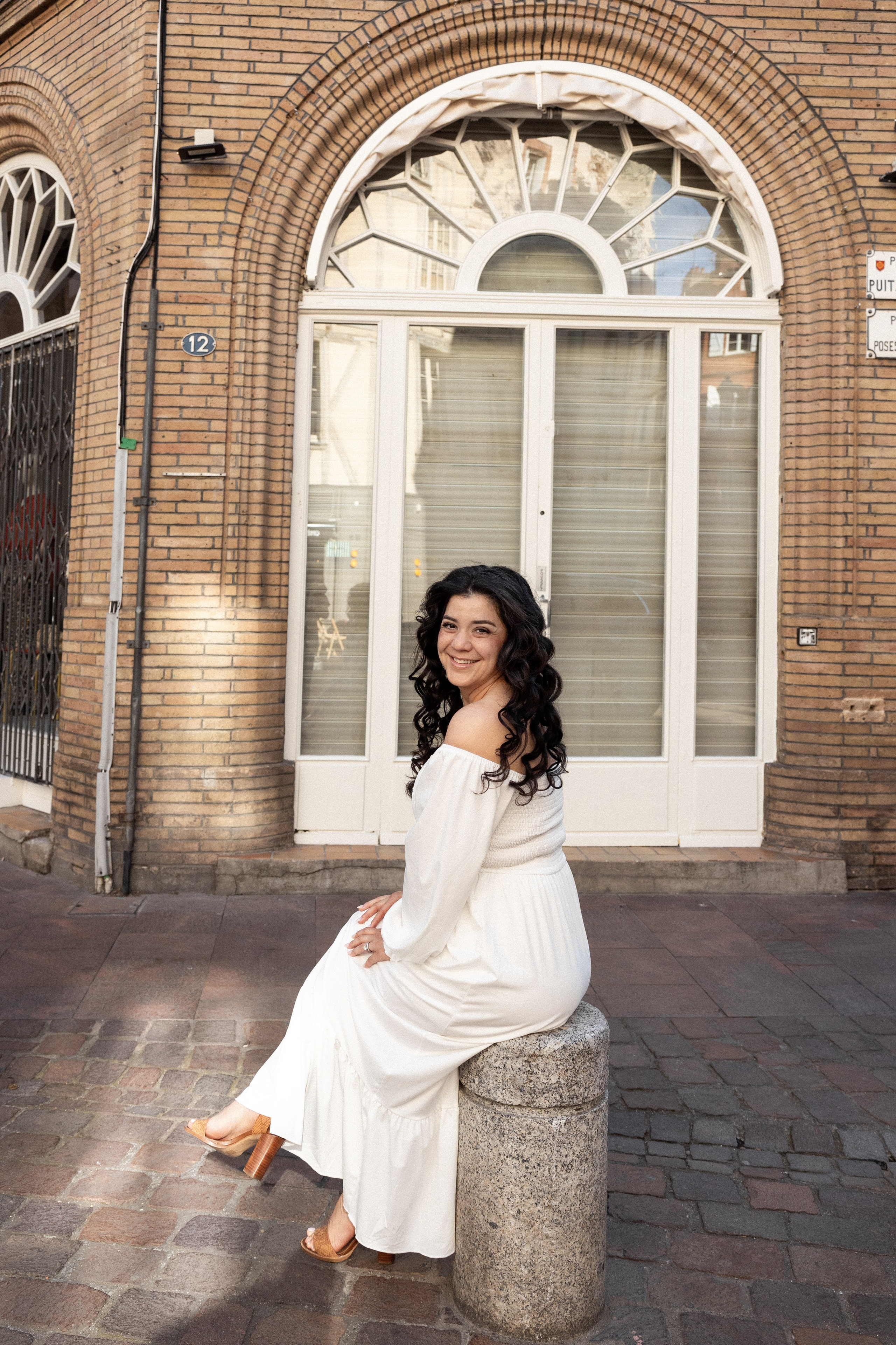 Family photo session in Toulouse. Eugenie Smirnova — wedding, corporate and lifestyle photographer in Toulouse and Southwest France