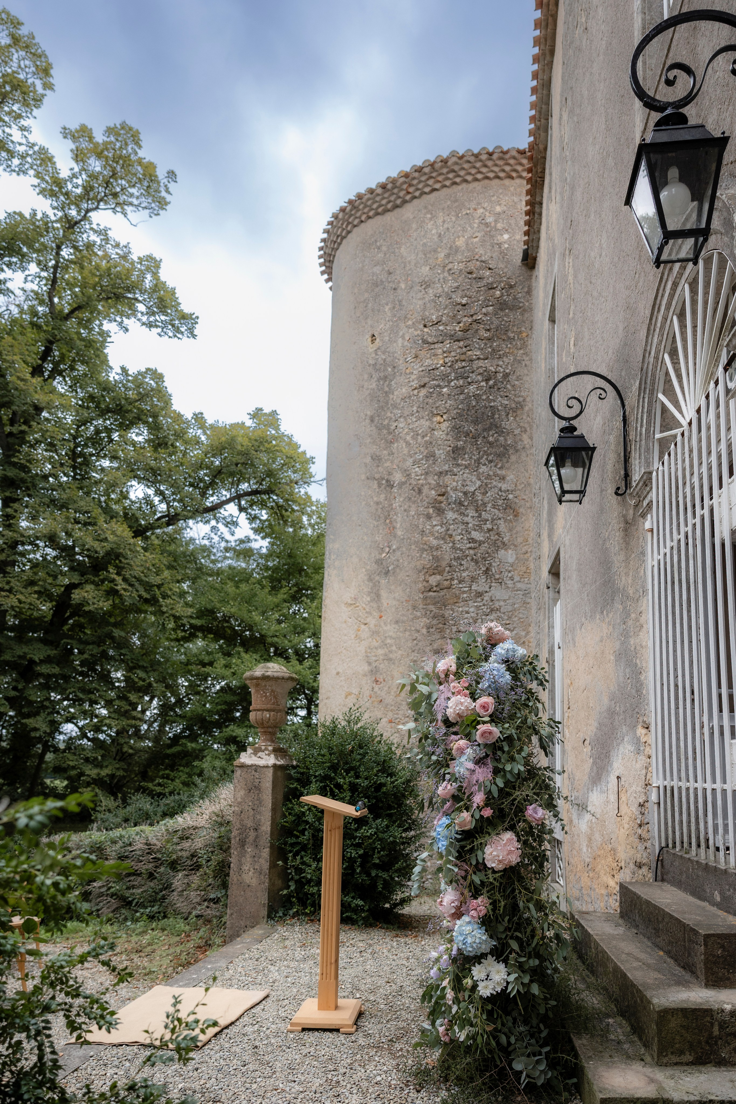 Liliana & Michel — an intimate musical wedding at Château La Commanderie, Plaigne. Евгения Смирнова — фотограф в Тулузе и юго-западной Франции