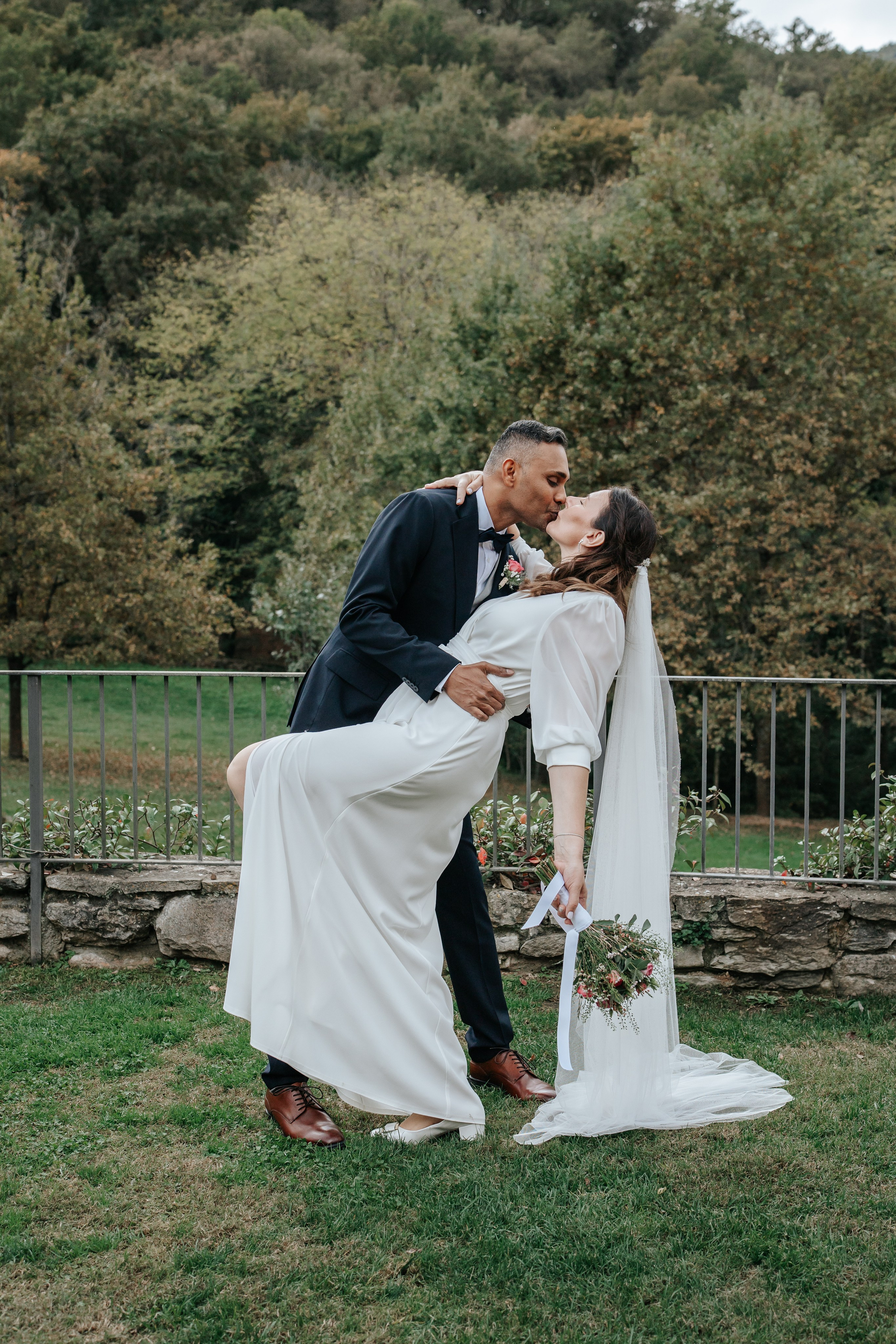 Aurelia+Anand, 02.11.2025, Olot. Fotógrafa de bodas en Cataluña