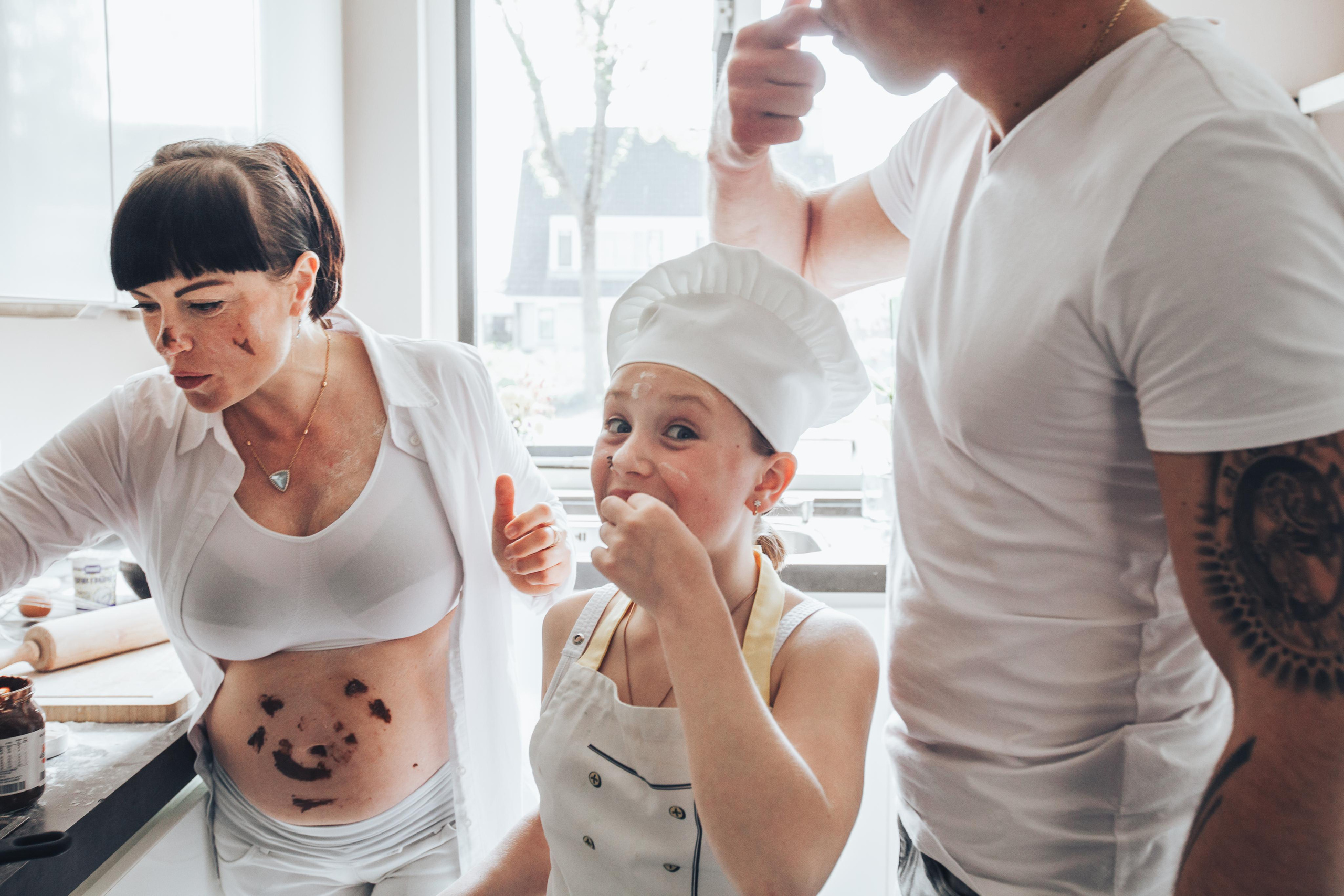 Pancake day. Amina Gunenc - bruiloft- en familie fotograaf in Nederland