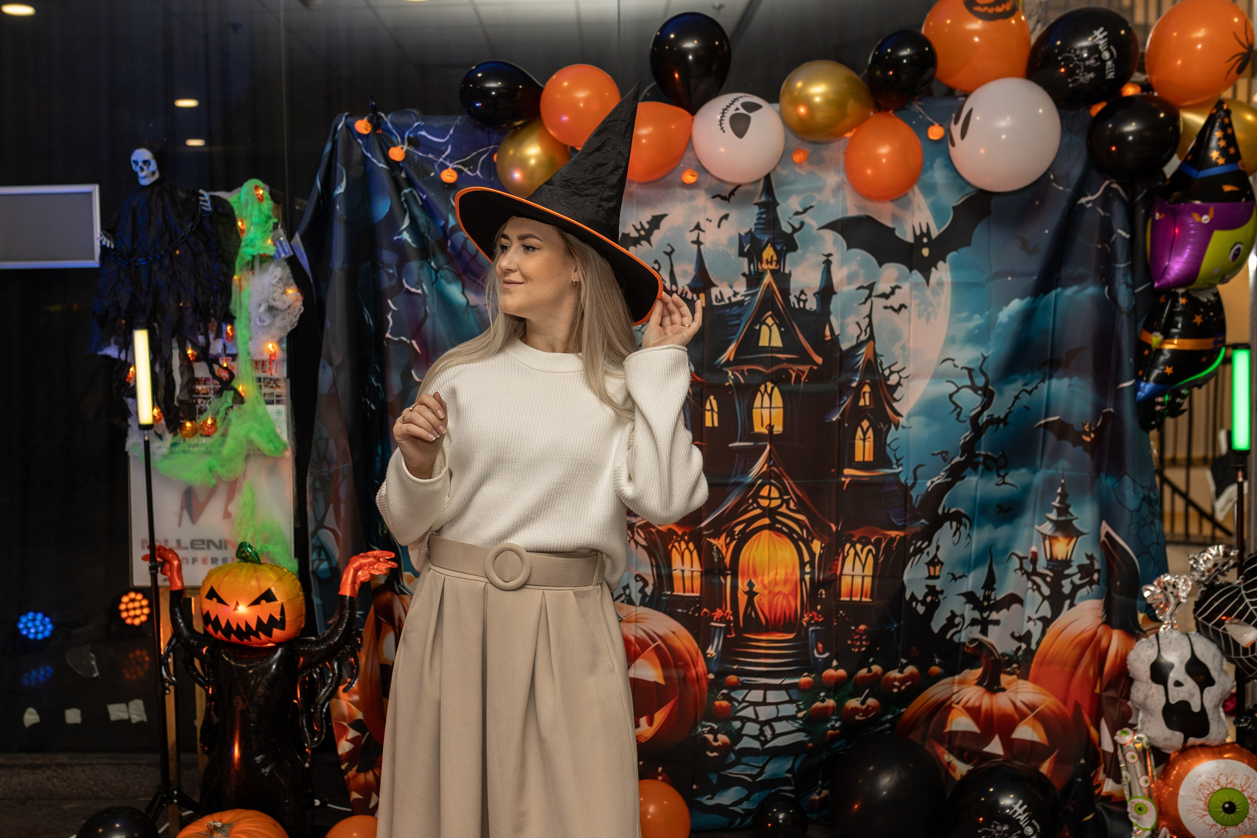 Leo dance studio Helloween 2025. Семейный и детский фотограф в Варшаве Мила Бобровская