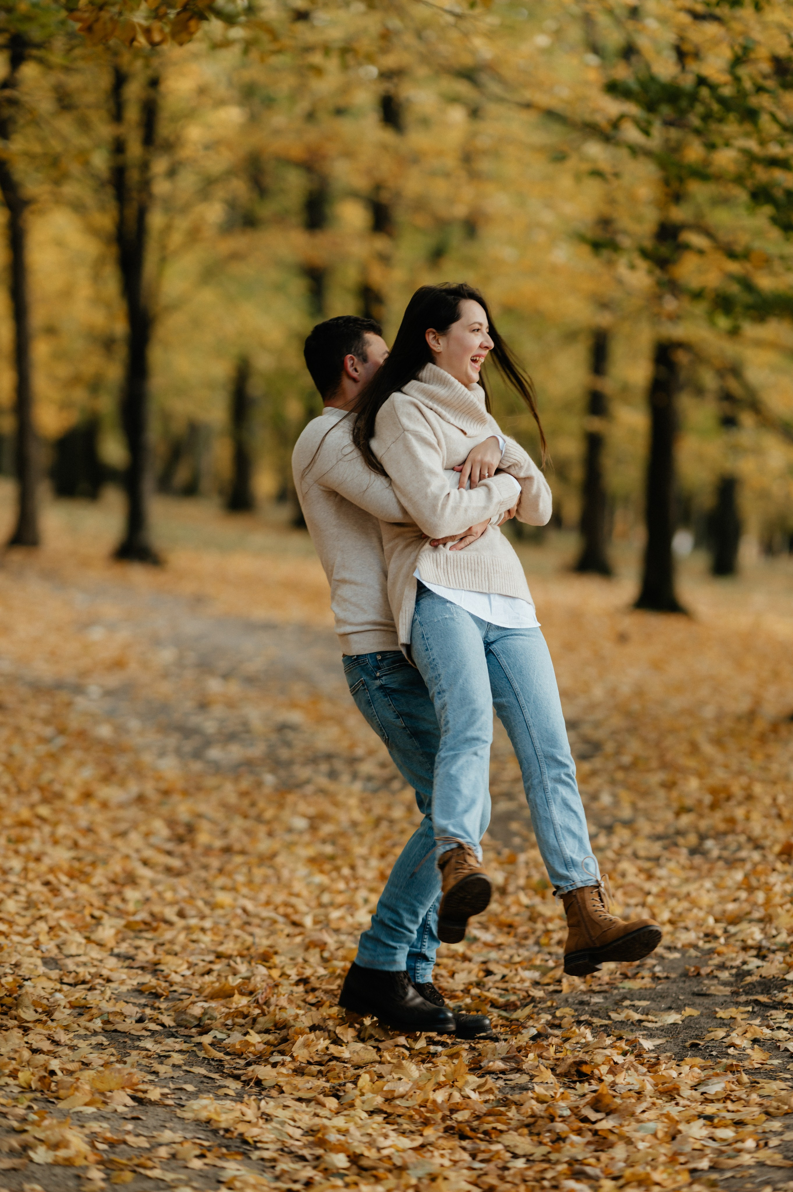 Save the date toamna , in natura. Proud Vision Weddings | Wedding Photography & Film — Servicii profesionale Foto Video Nunta Iasi