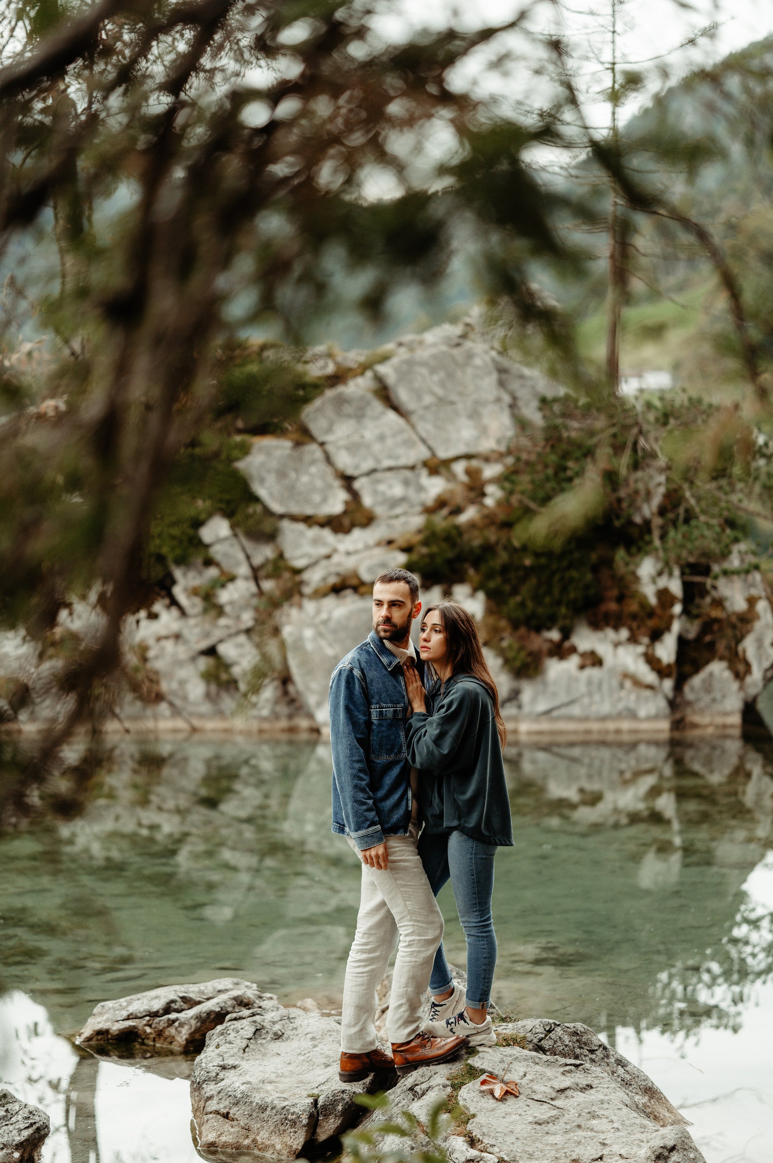Denis Hanganu din Clanul si sotia lui Raluca, in Hintersee Austria. Proud Vision Weddings | Wedding Photography & Film — Servicii profesionale Foto Video Nunta Iasi