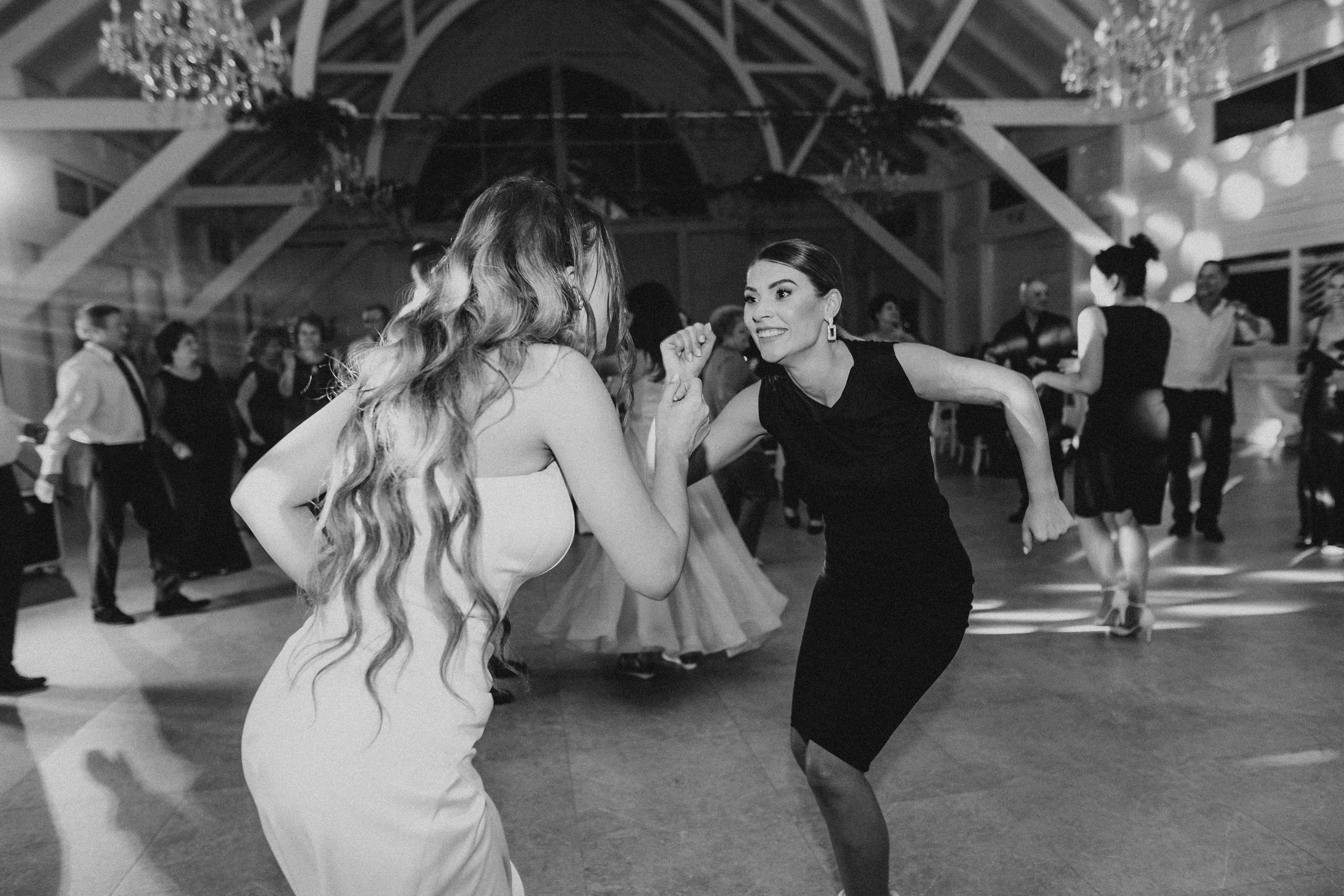 Andreea + Ciprian | Wedding day. Proud Vision Weddings | Wedding Photography & Film — Servicii profesionale Foto Video Nunta Iasi