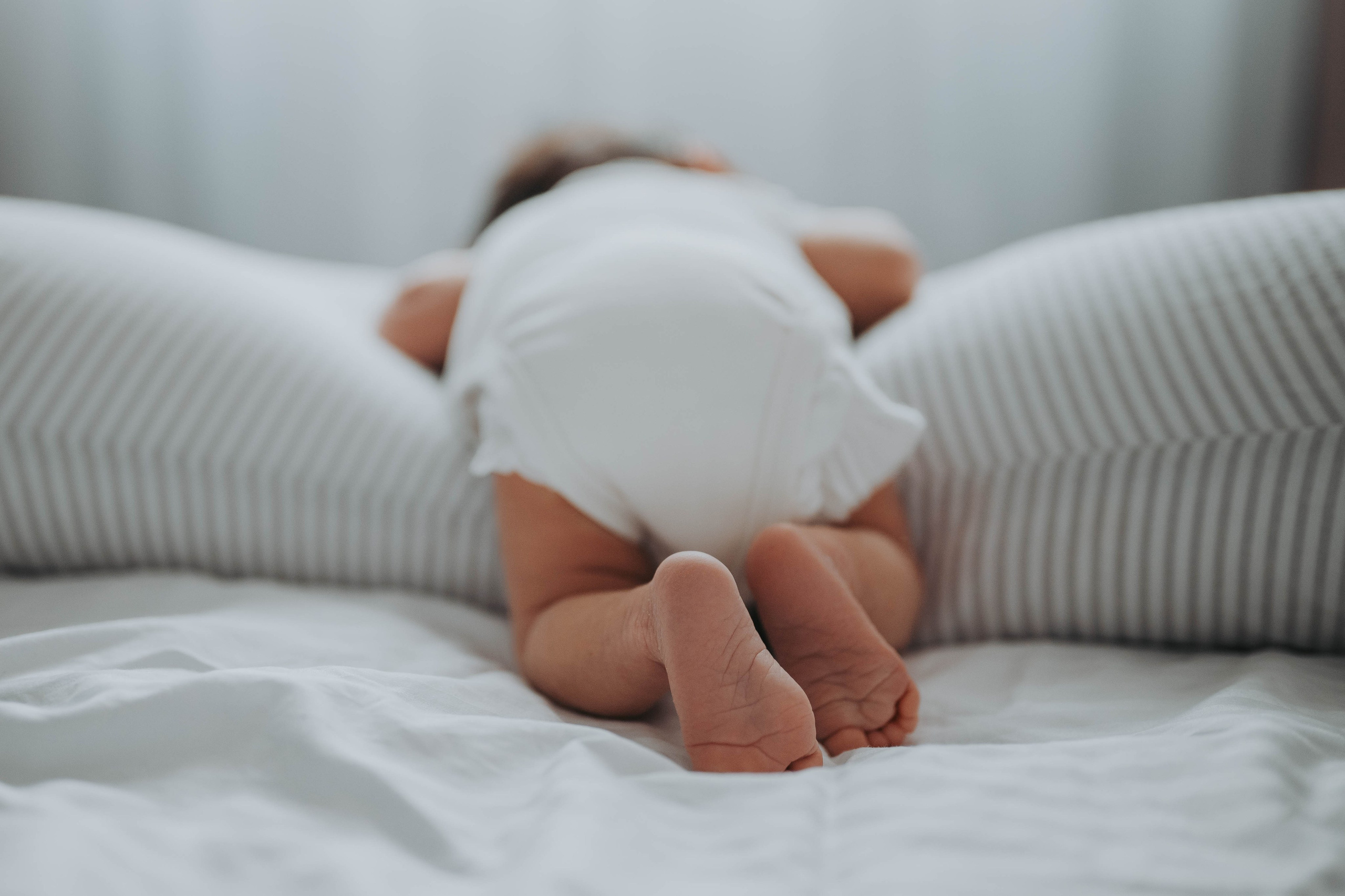 FOTOGRAFISANJE BEBA KOD KUĆE. Dečiji i porodični fotograf