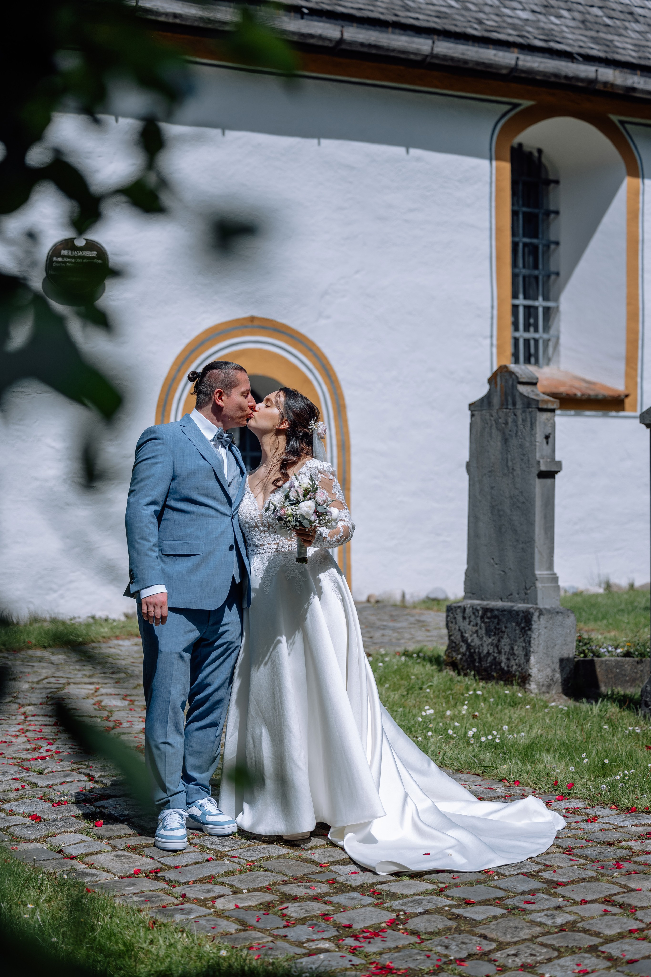 Trauung und Taufe: Heilig-Kreuz-Kirche. Hochzeitsfotograf München Taufe Familienfotograf Tanja Mauke
