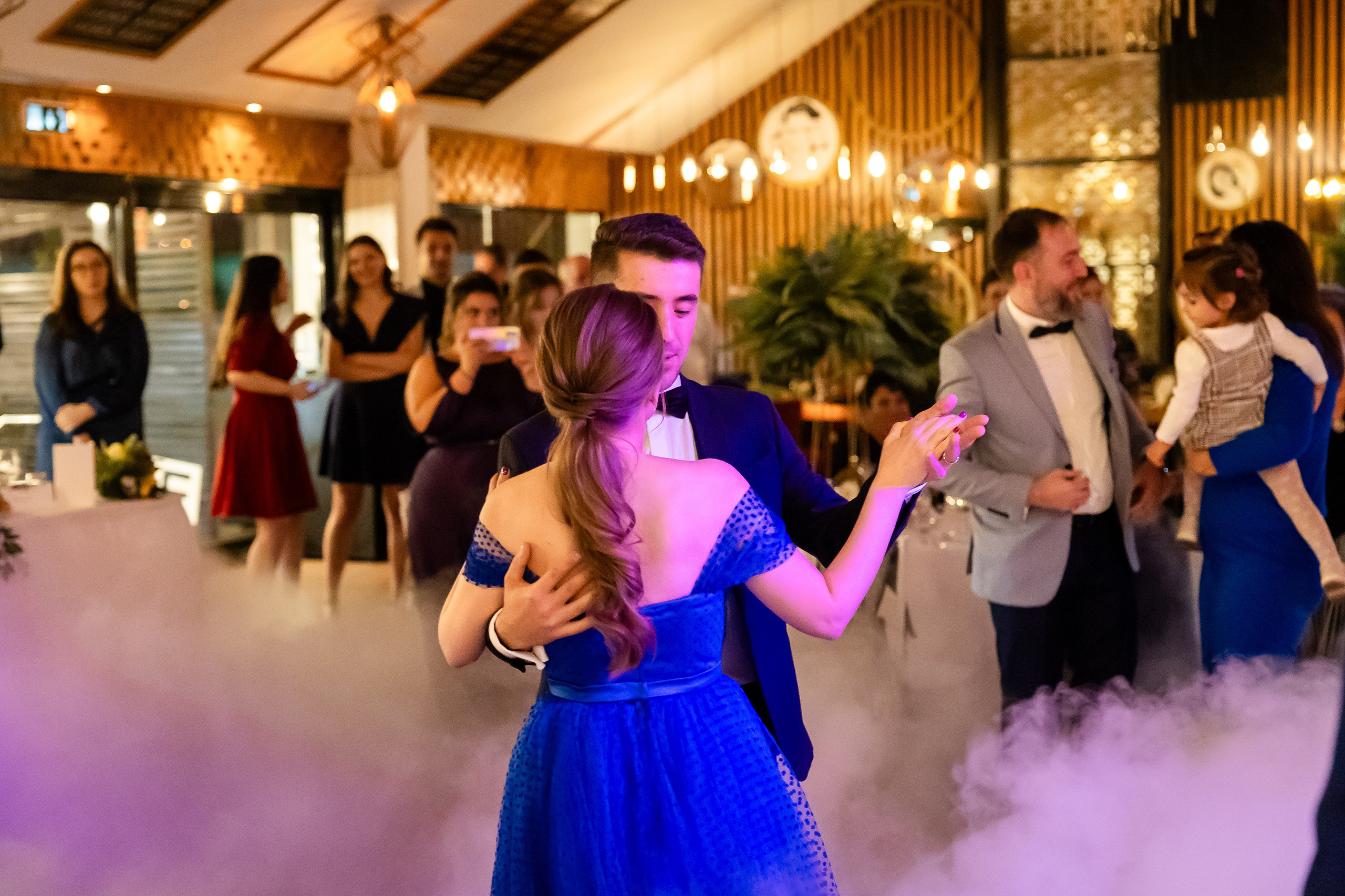 Nunta Velveto Pool. MDimaFotoStudio. Fotograf de nuntă, evenimente private și de familie