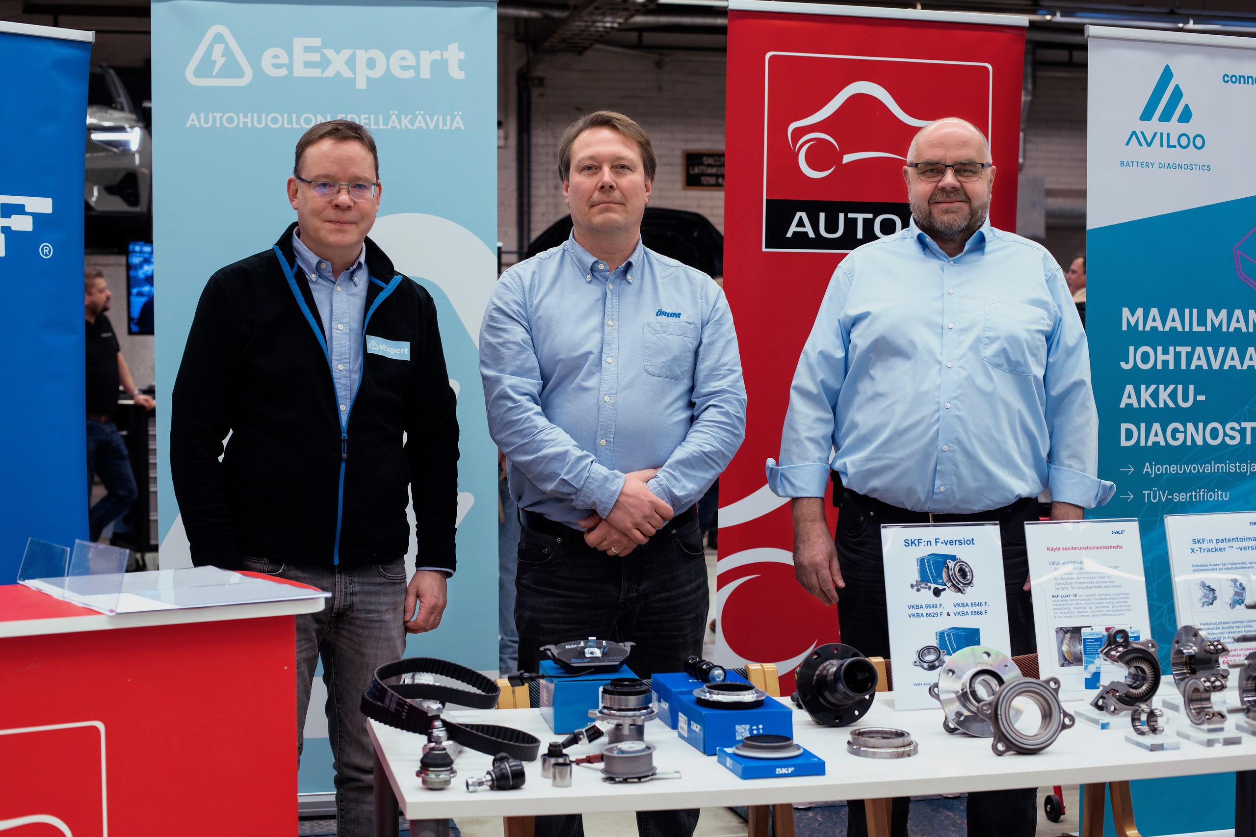 Autokorjaamo. Ekaterina Mansur, muotokuvafotografi Suomessa (Helsingissä ja Uudellam