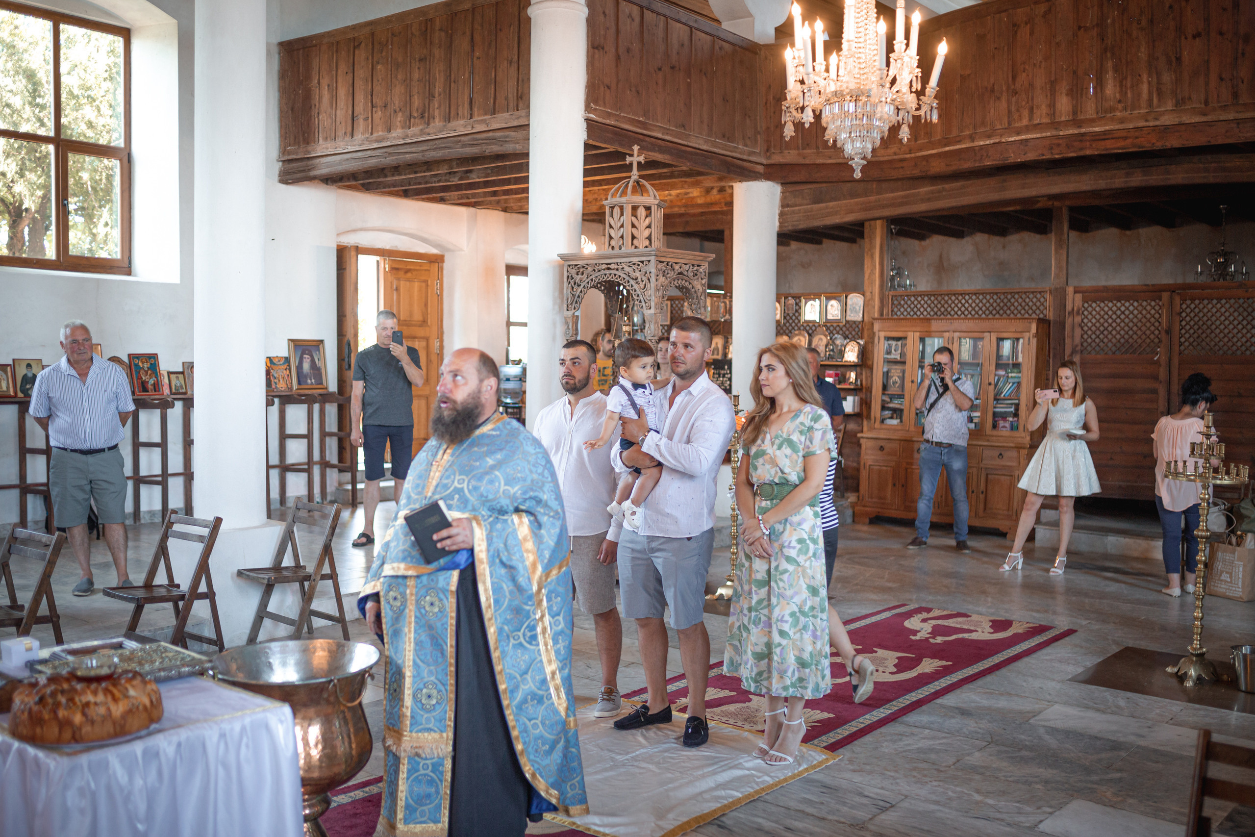Мнения за фотограф Светлана Кънева. Фотограф Бургас. Фотосесии в студио и на открито, портрети, заснемане