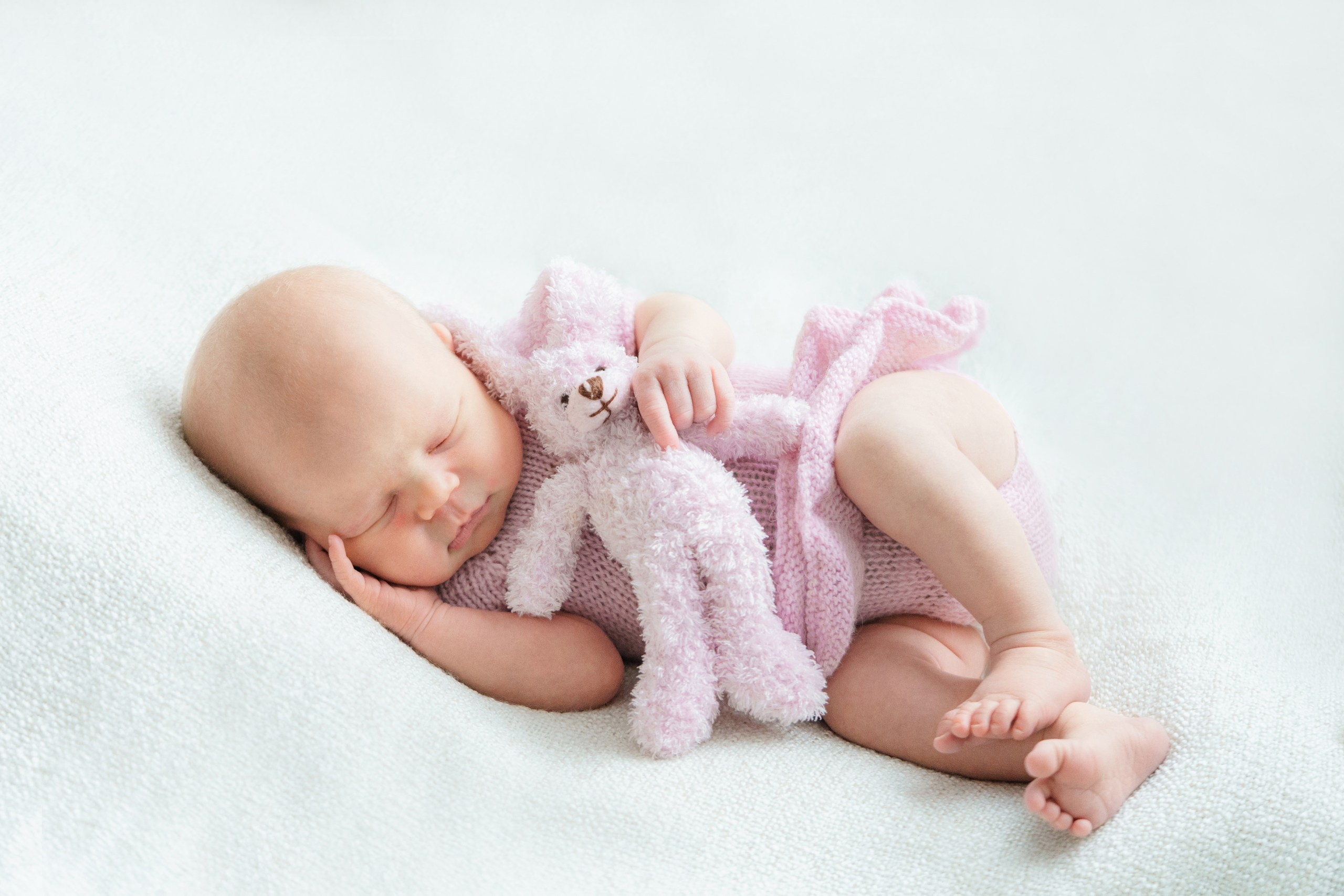 Vastasyntyneen tytön kuvaus Vantaalla