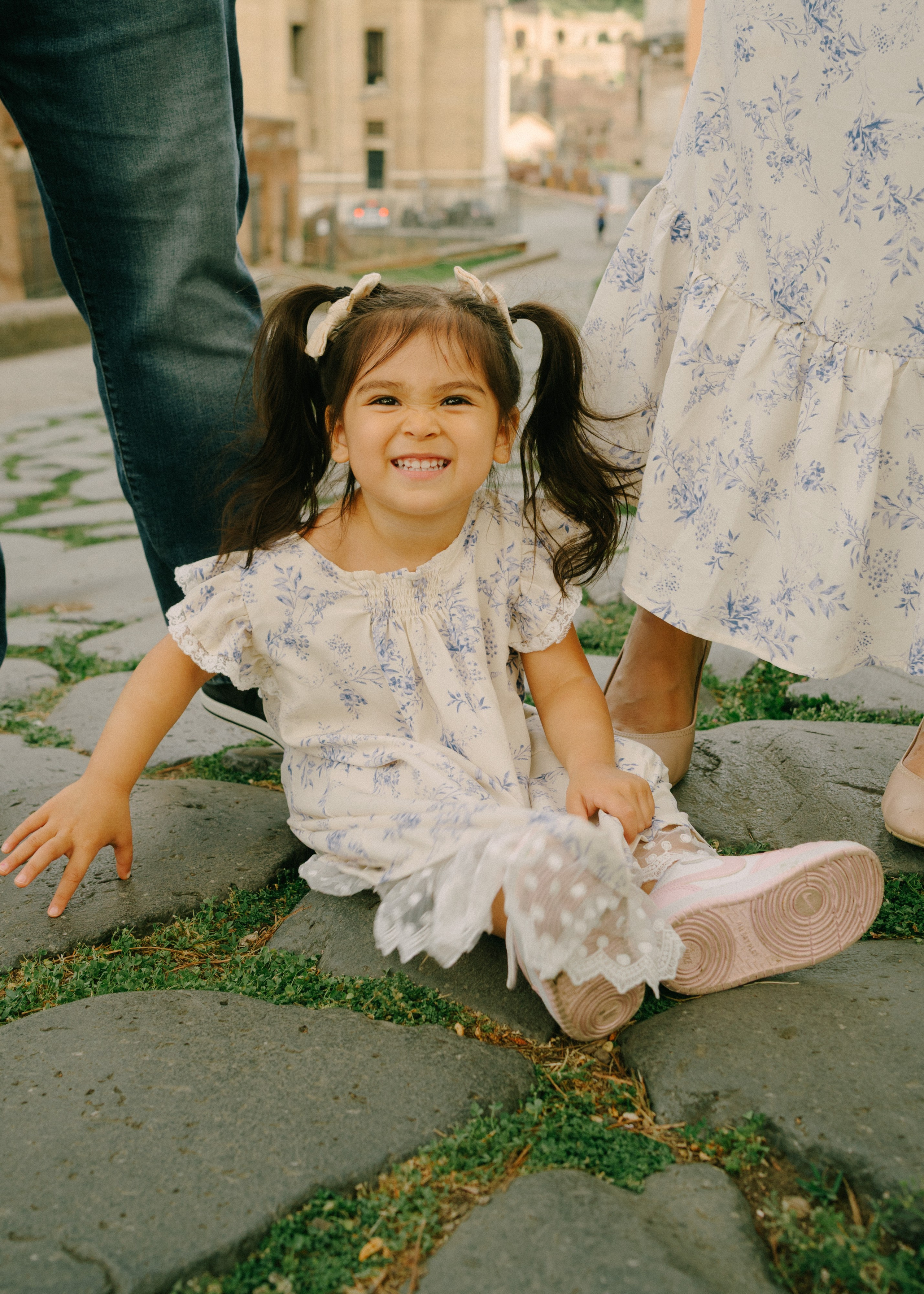 Colosseum Family shoot. Photographer in Rome and Italy. Stas Varych