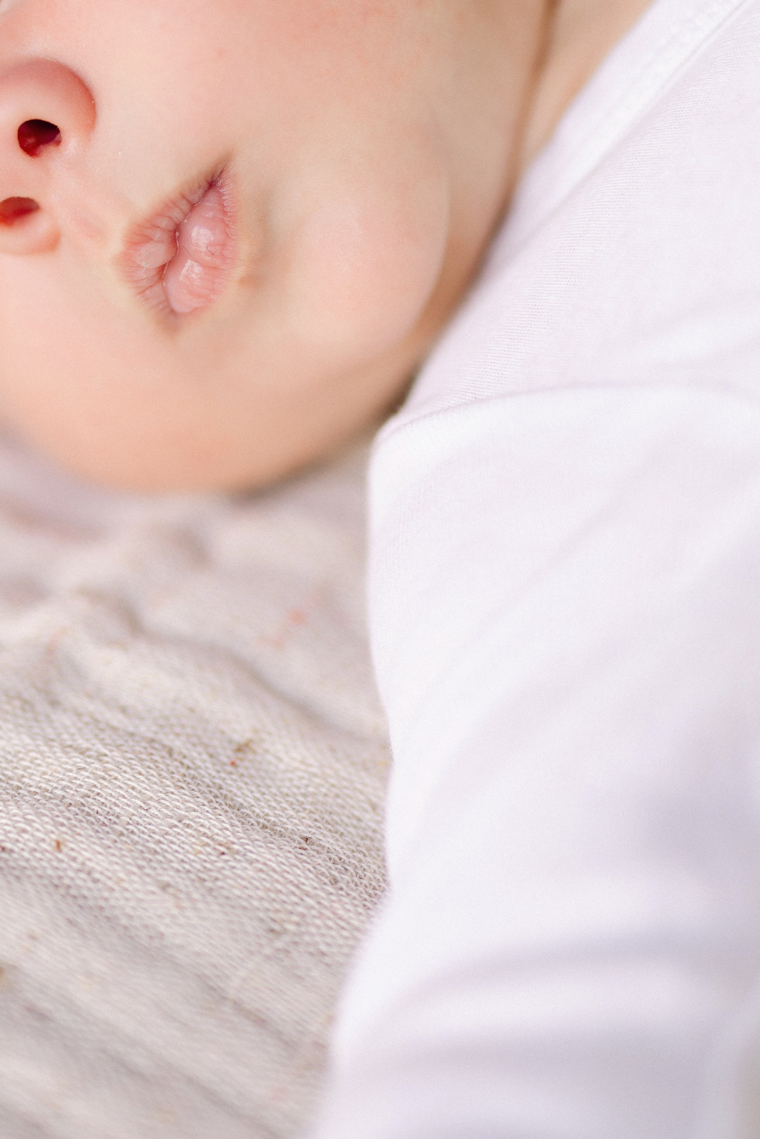 Newborn-Fotografie im Raum Zürich — mit Herz und Blick fürs Wesentliche. Wedding and Family Photographer Switzerland and Italy. Valeria Diaz